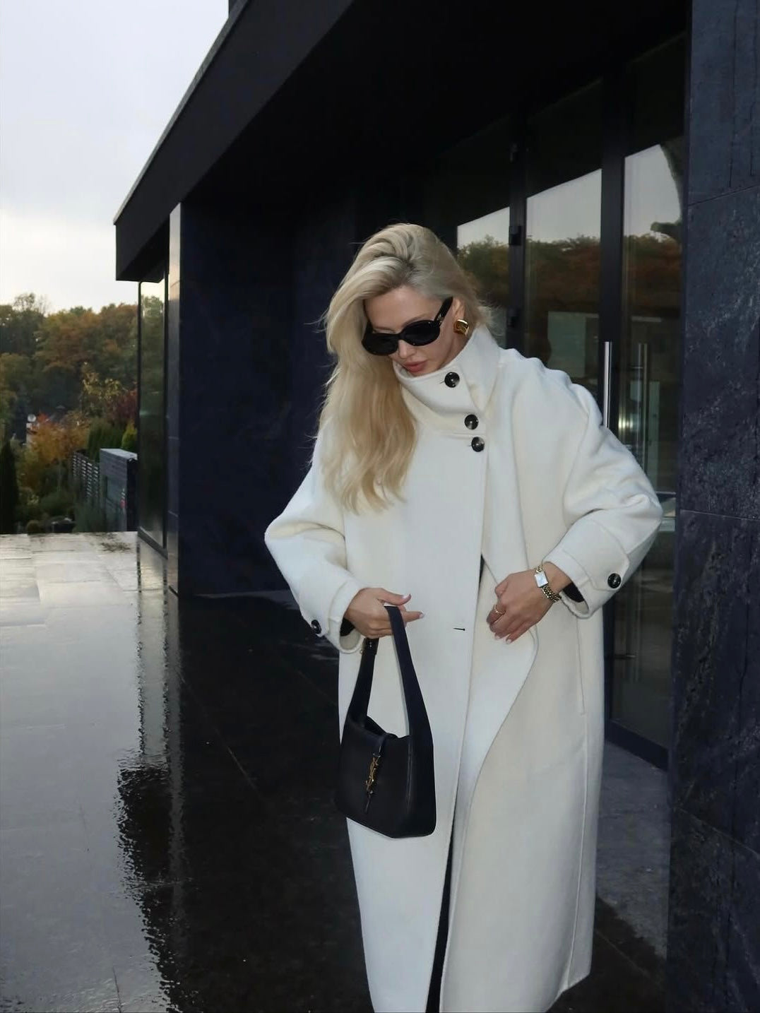 Amaya | Manteau long élégant à col montant Blanc | FormaLuxe