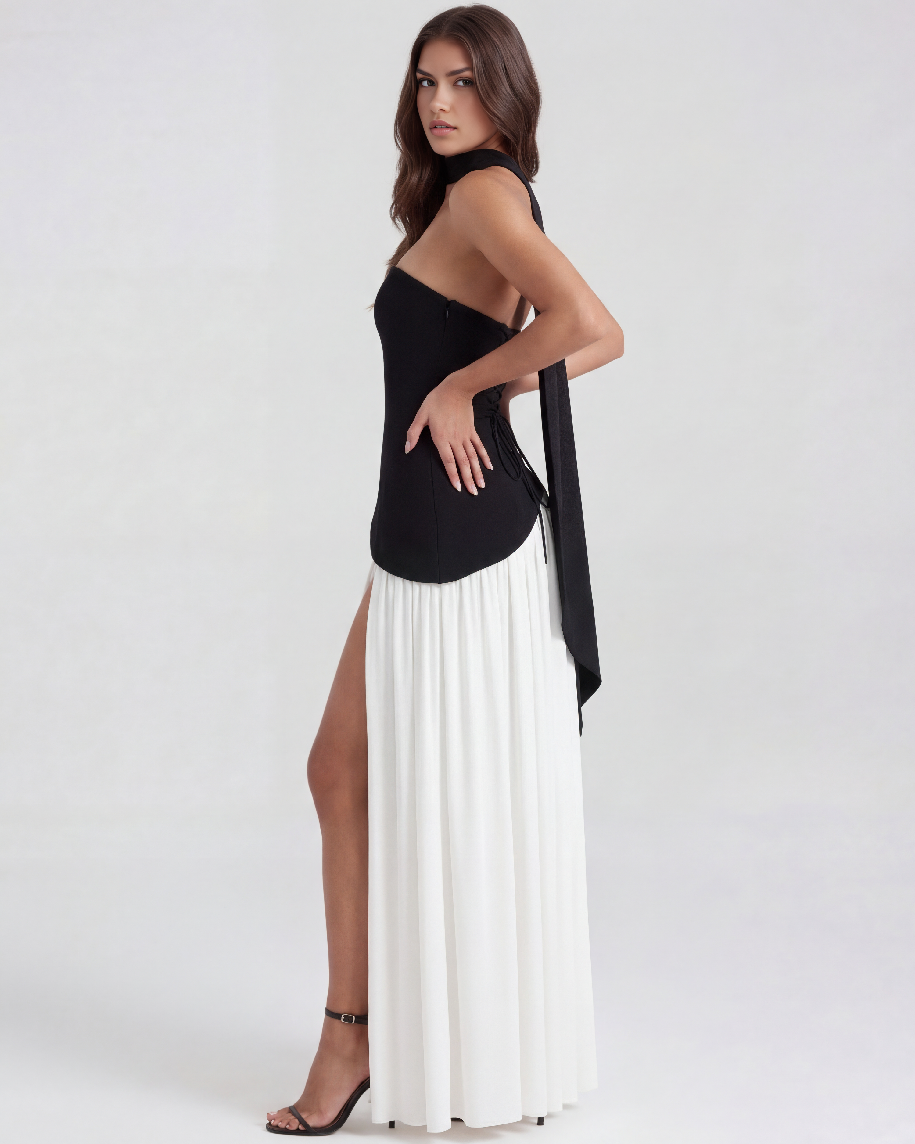 Deau Maxikleid Schwarz | FormaLuxe