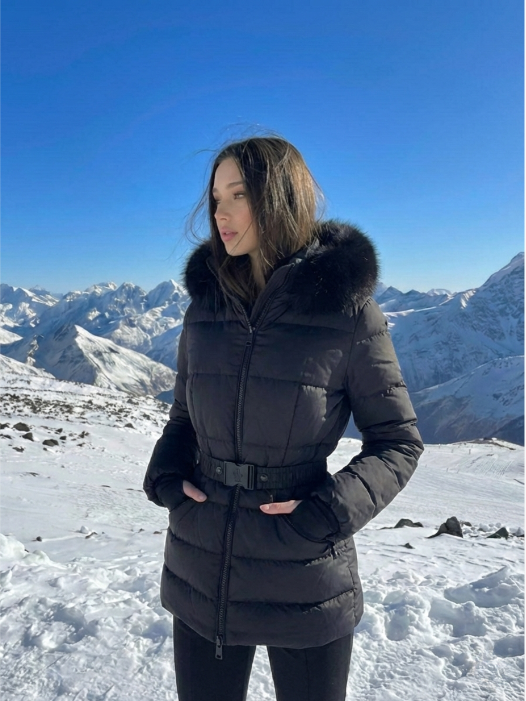 Floride | Doudoune imperméable à capuche en fausse fourrure Blanc – Floride | Doudoune à capuche en fausse fourrure | FormaLuxe