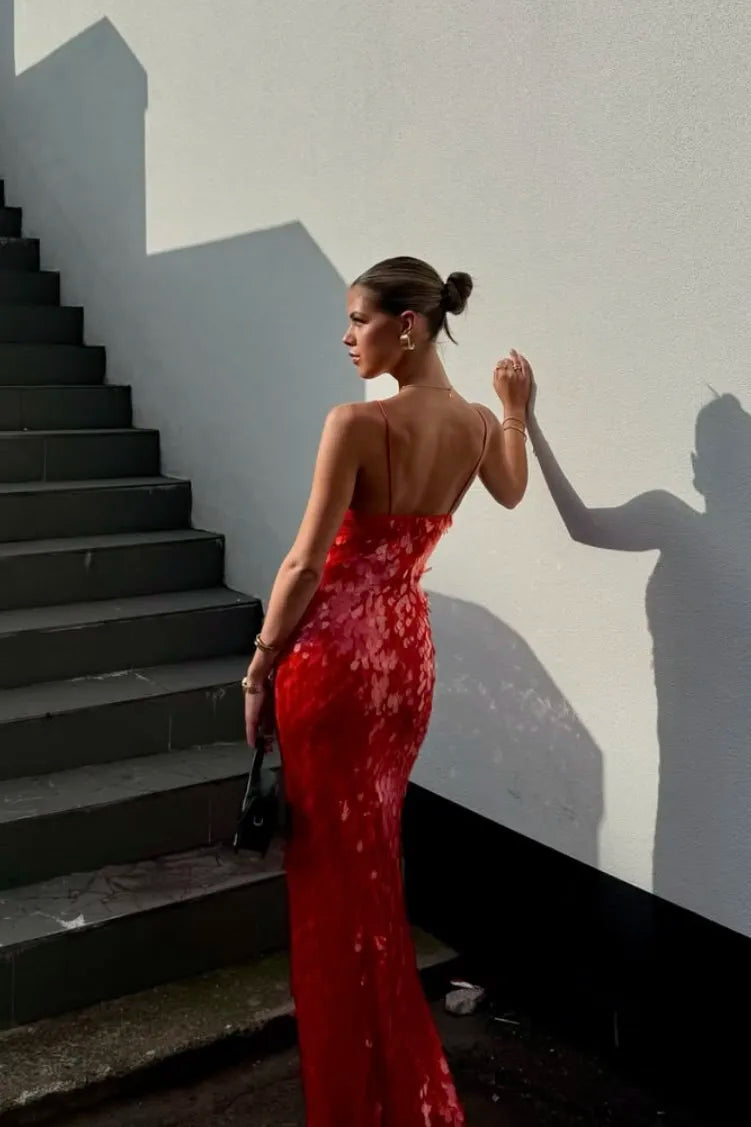 Kailani | Maxikleid mit Pailletten Red | FormaLuxe