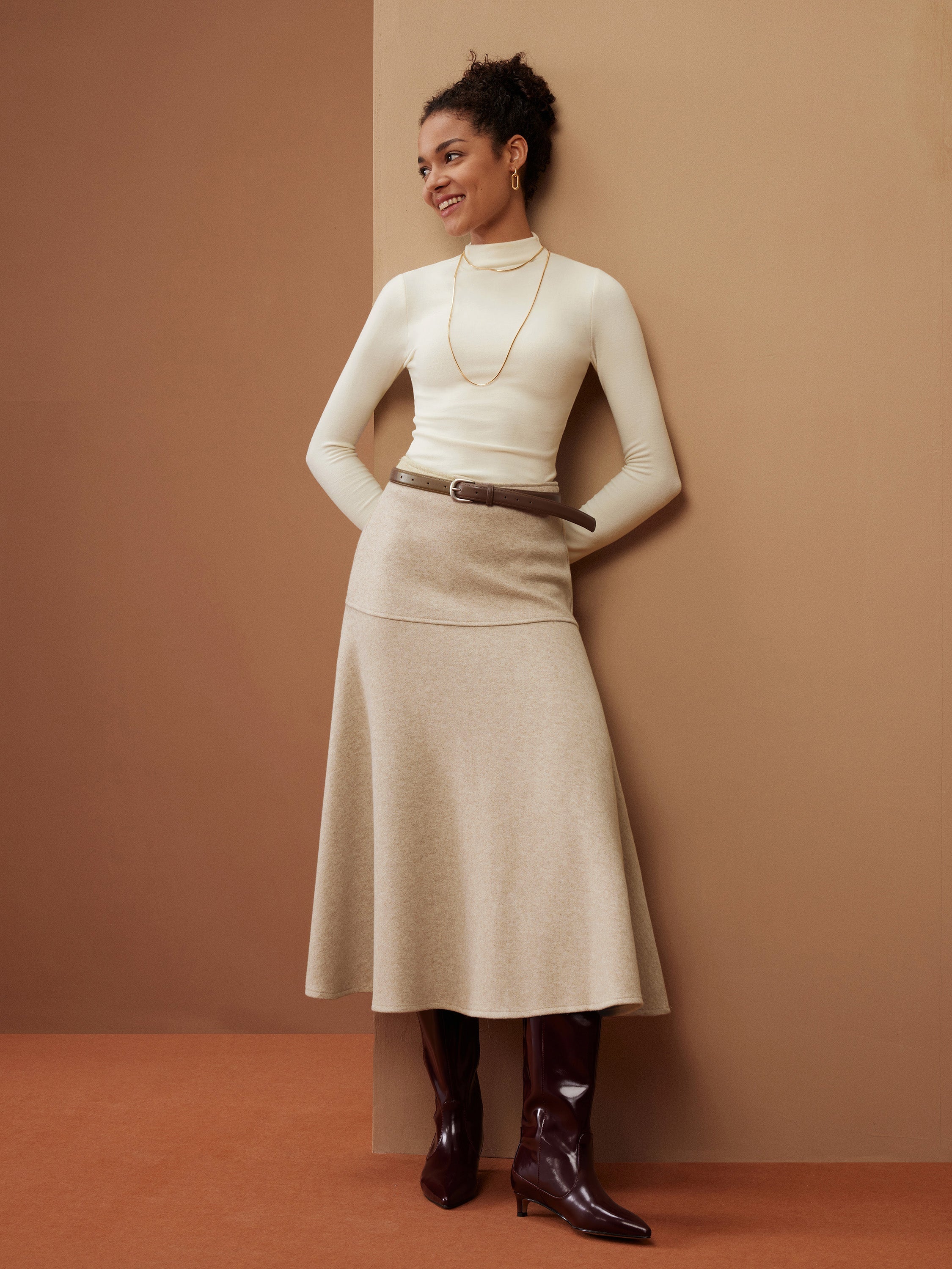 2Pcs Set Ruched Sides Tuckable Mockneck Top & Flared Maxi Skirt Off White/Heather Morganite – Women > Bundles&Sets > Bundles | FormaLuxe