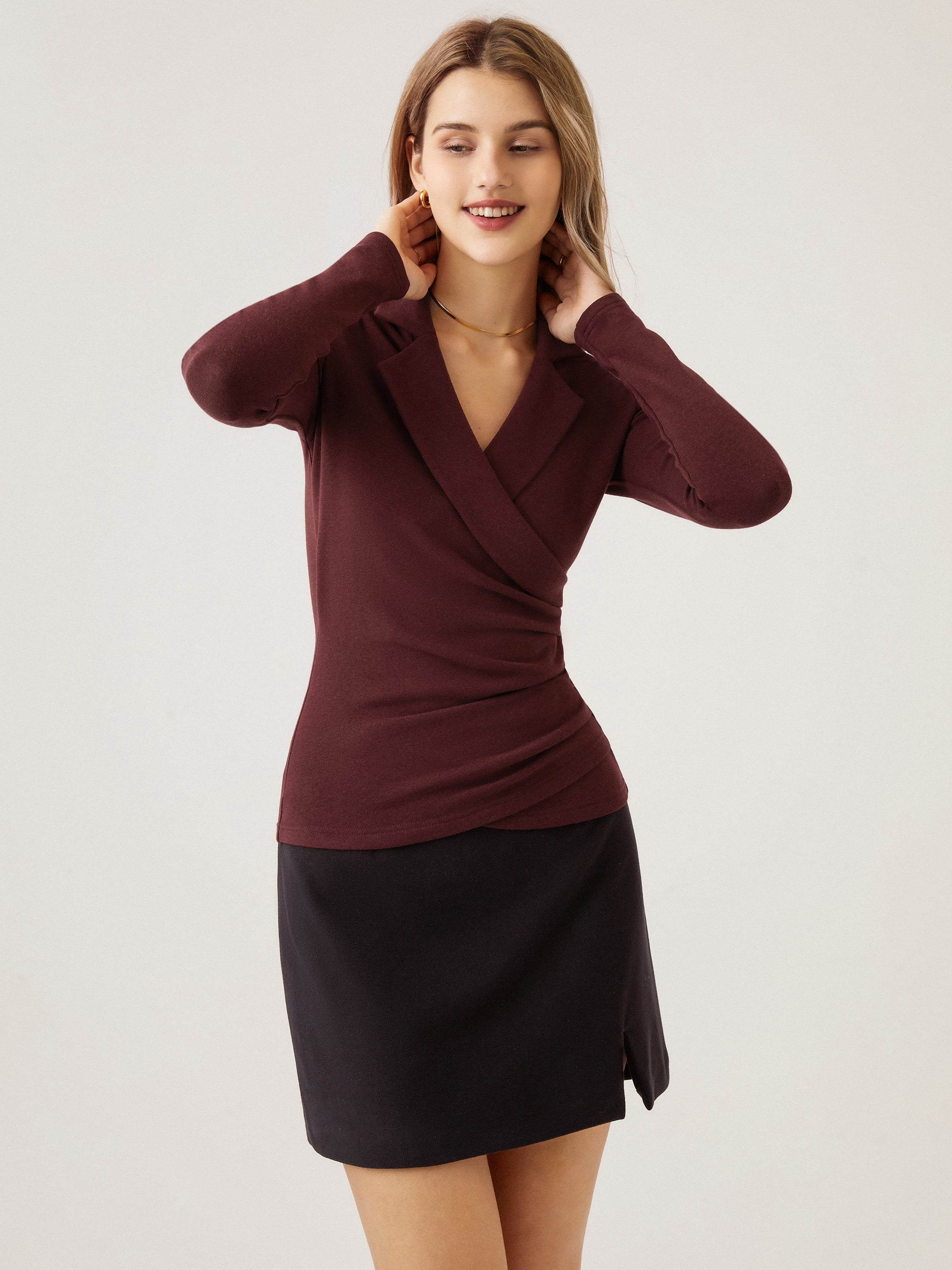 Haut surplice à col Eco-Mousse®3.0 Ruby – Femmes > Hauts > Chemises&Hauts | FormaLuxe