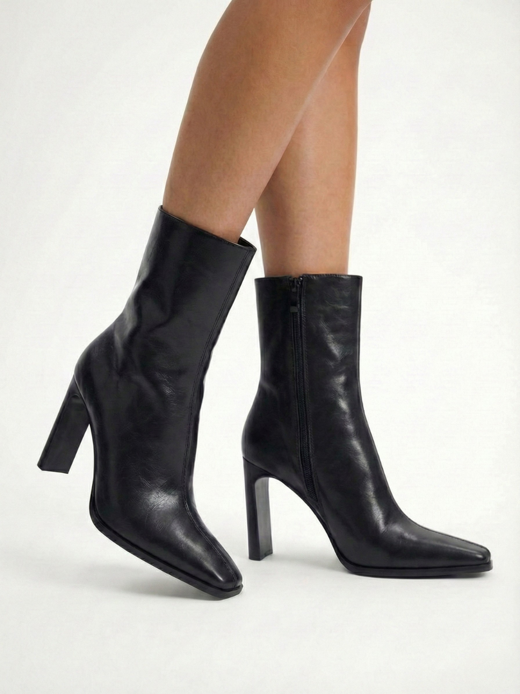 Belfast | Bottines noires à bout carré en similicuir | – Belfast | Bottines à talons pointus | FormaLuxe