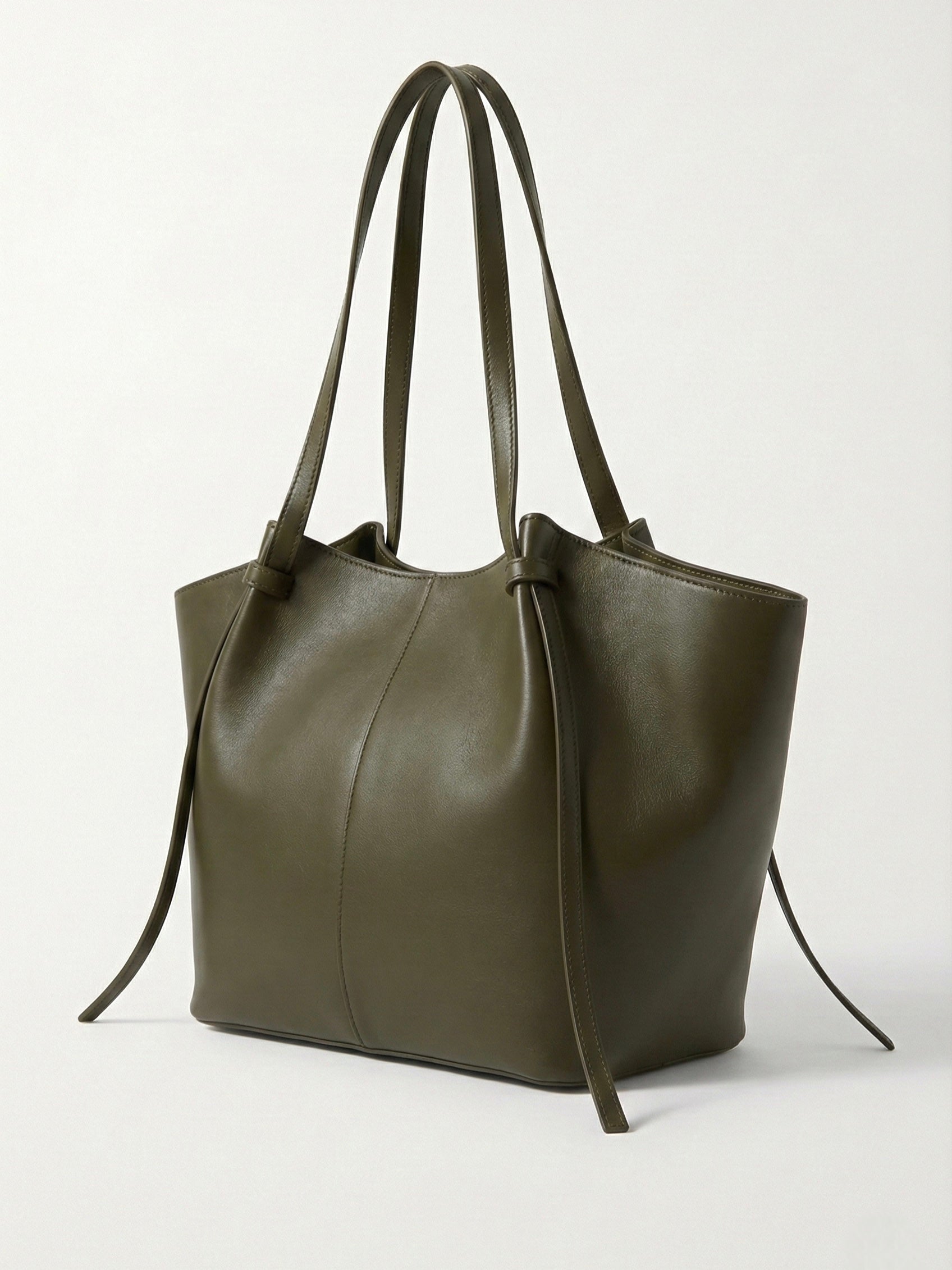 Adèle | Sac cabas en cuir Noir – Adele | Sac cabas en cuir noir | FormaLuxe