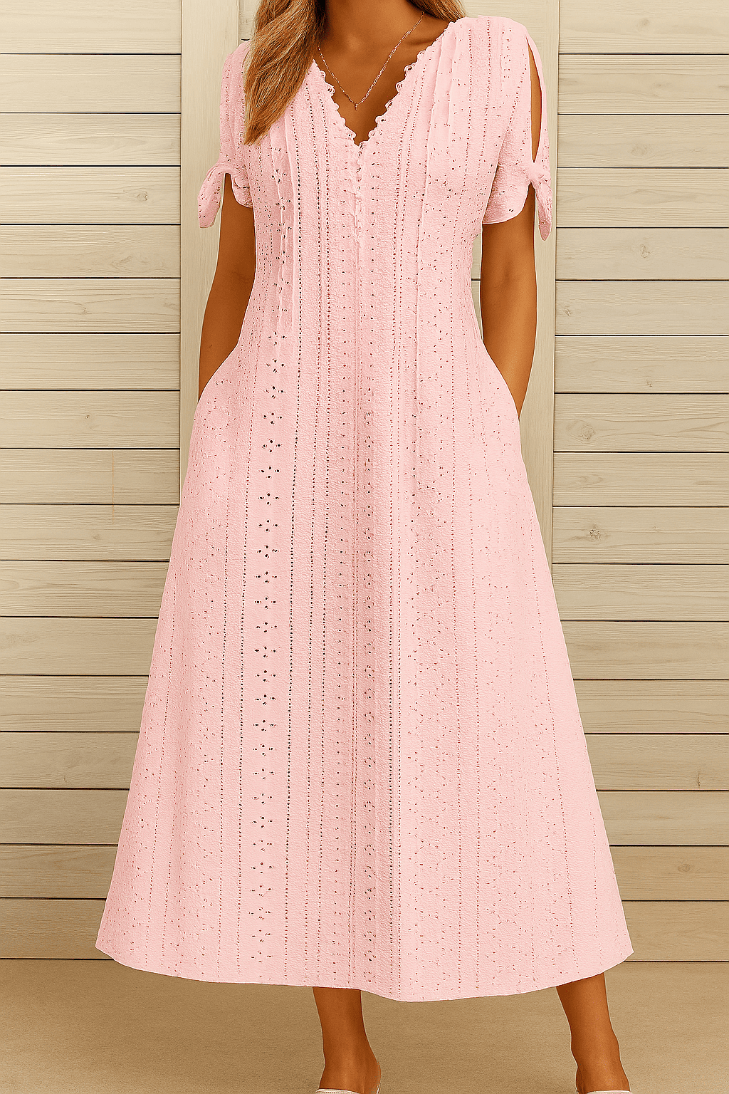 Elegantes Kleid mit V-Ausschnitt – Jetzt 2 zum Preis von 1 Weiß – Kleidung & Accessoires | FormaLuxe
