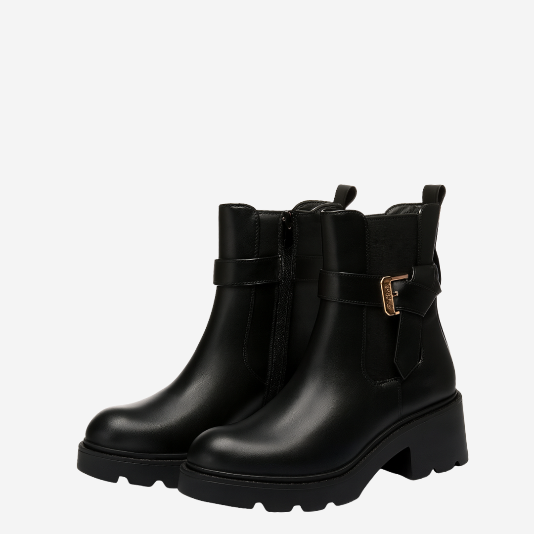 Pamela | Boots Black | FormaLuxe