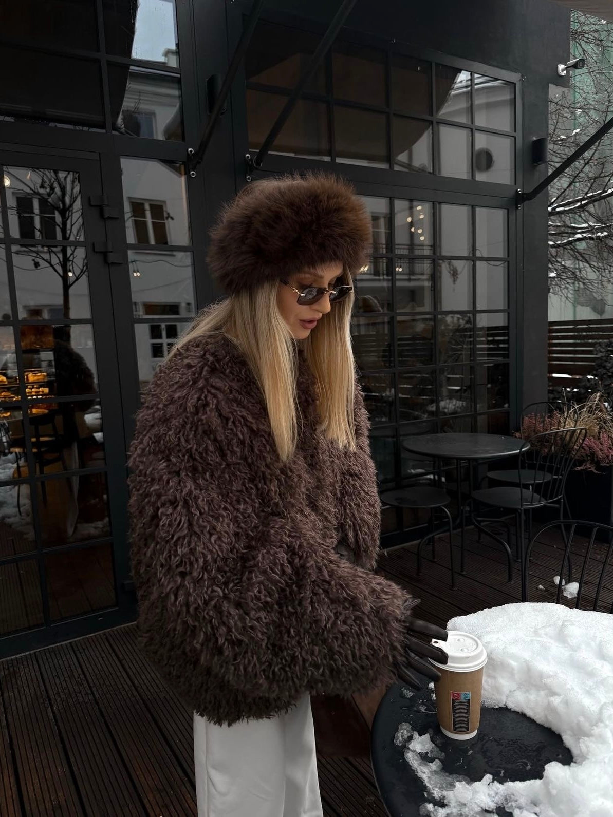 Hana | Veste tendance en fausse fourrure Brun | FormaLuxe