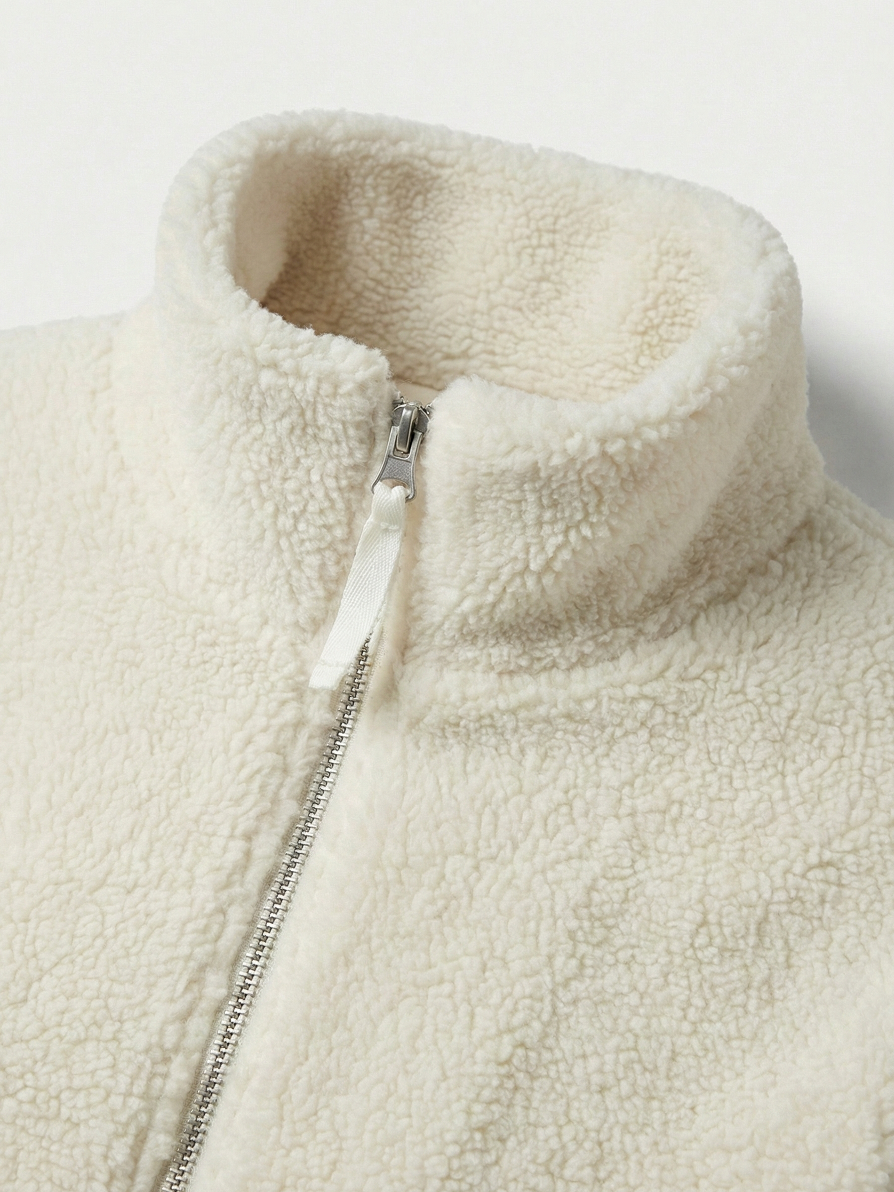 Maddy | Veste imperméable zippée en polaire Teddy à col montant Blanc | FormaLuxe
