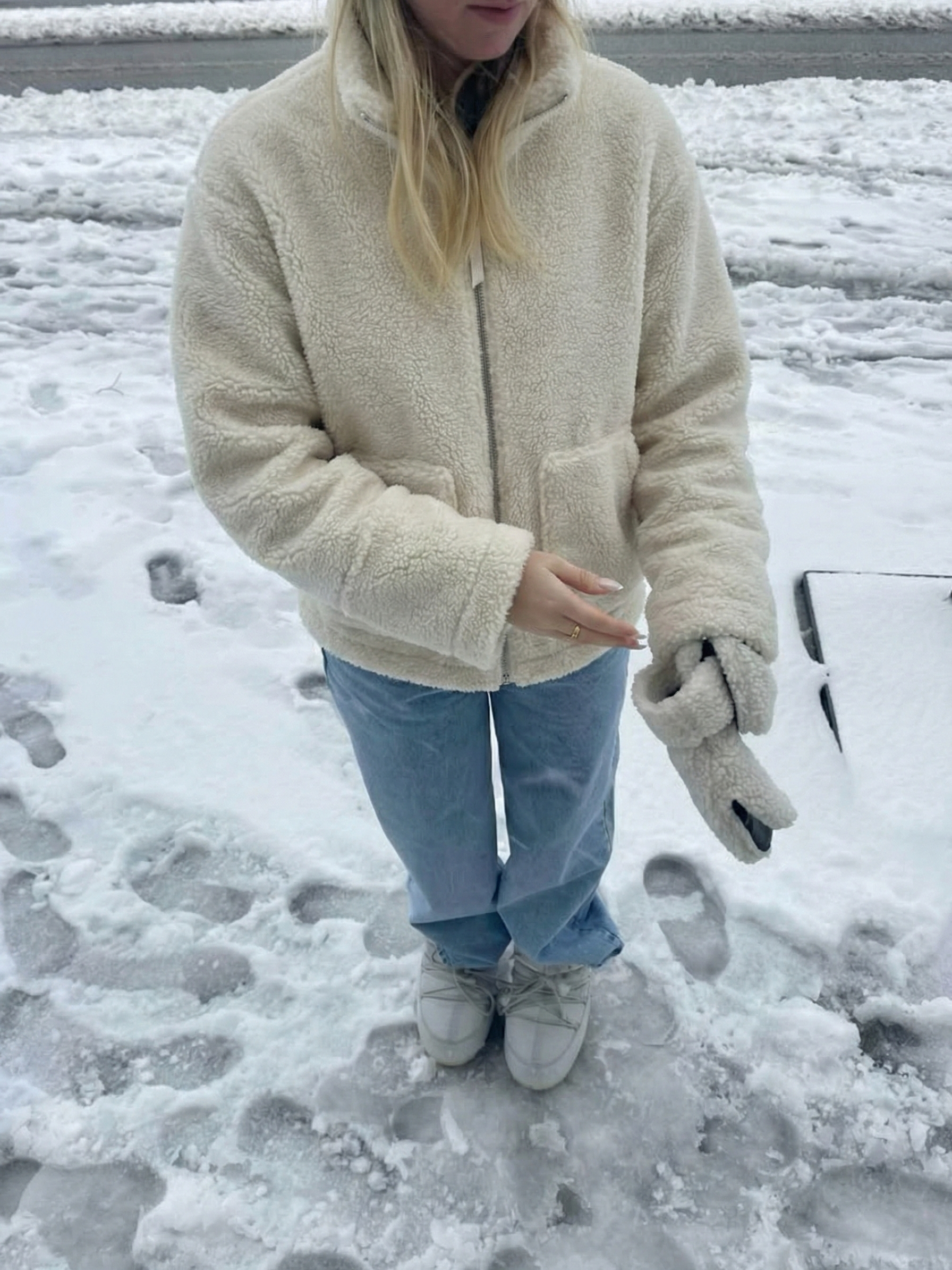 Maddy | Veste imperméable zippée en polaire Teddy à col montant Blanc | FormaLuxe