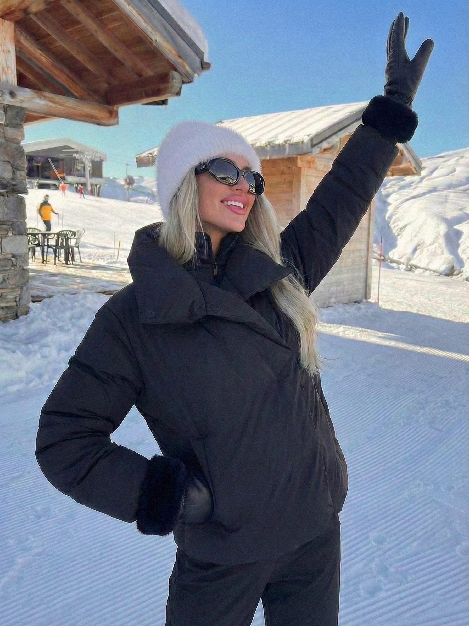 Maddison | Doudoune oversize à col montant Noir | FormaLuxe