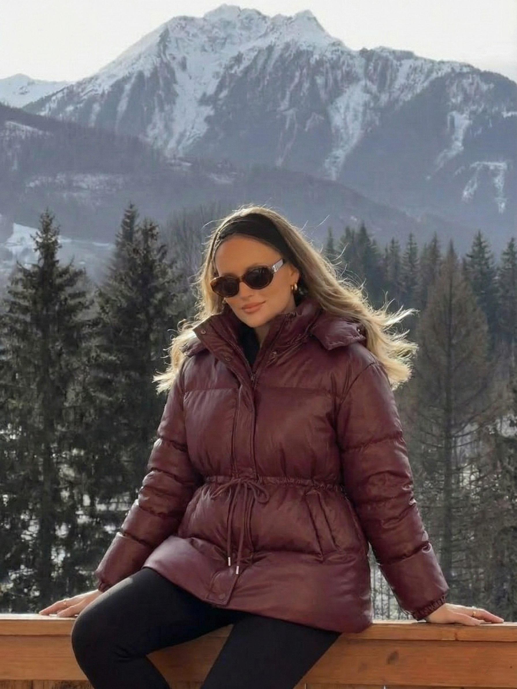 Maggie | Doudoune ceinturée à col montant Noir | FormaLuxe