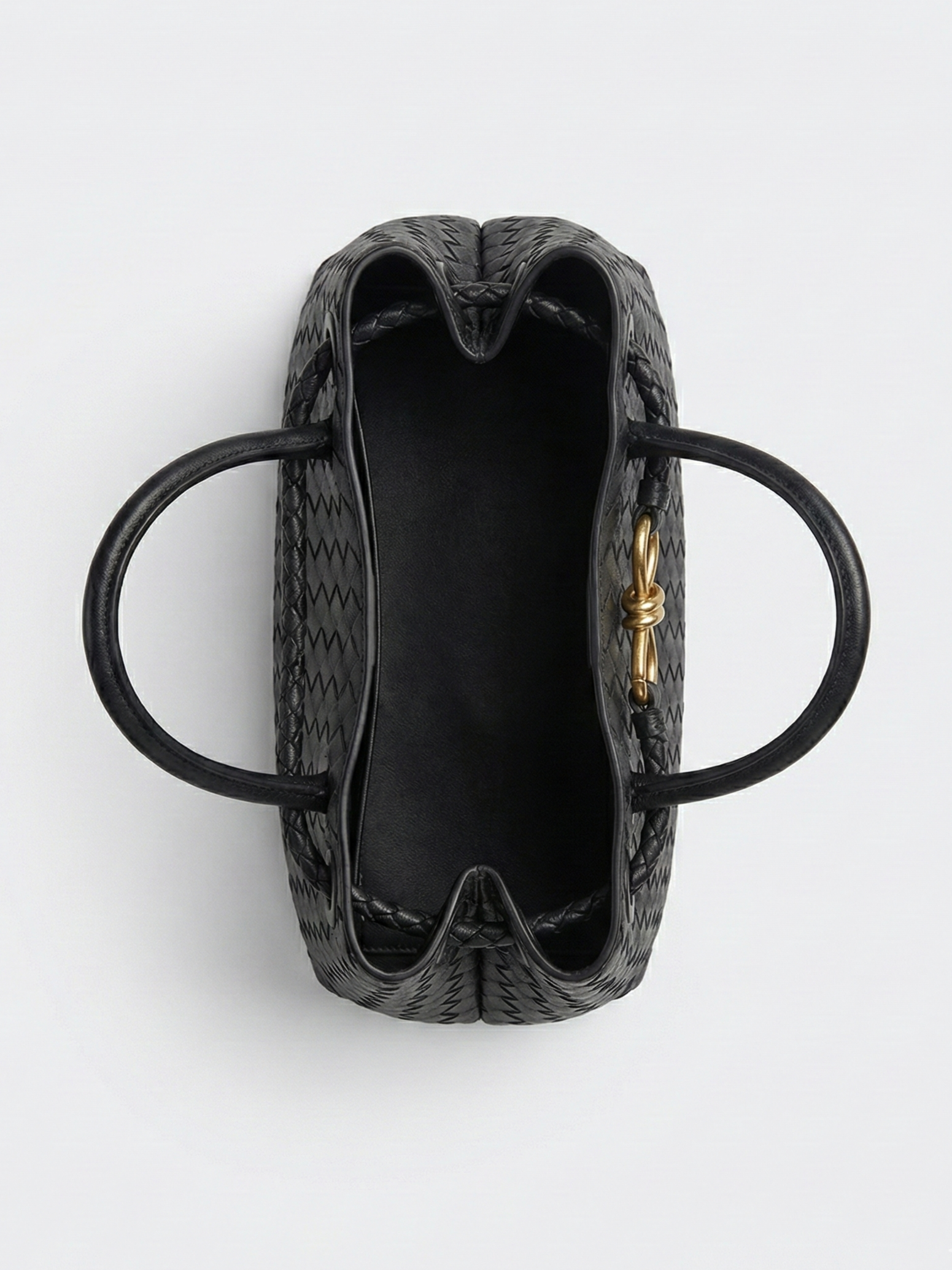 Wells | Tote Woven Shoulder Bag Black | FormaLuxe