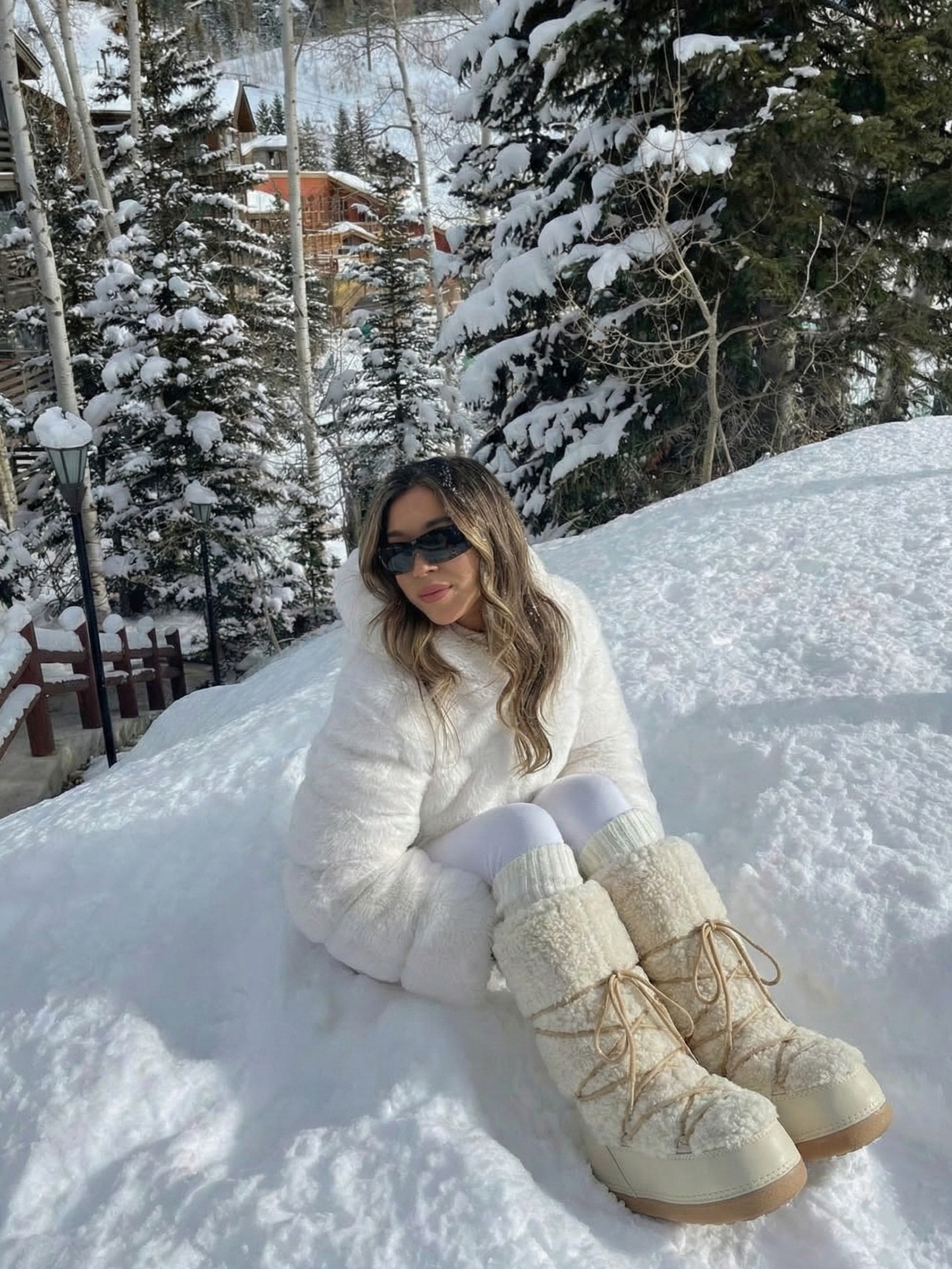 Bottes hautes confortables à lacets couleur crème pour femmes Blanc cassé – Bottes de neige confortables à lacets, couleur crème, pour femmes | FormaLuxe