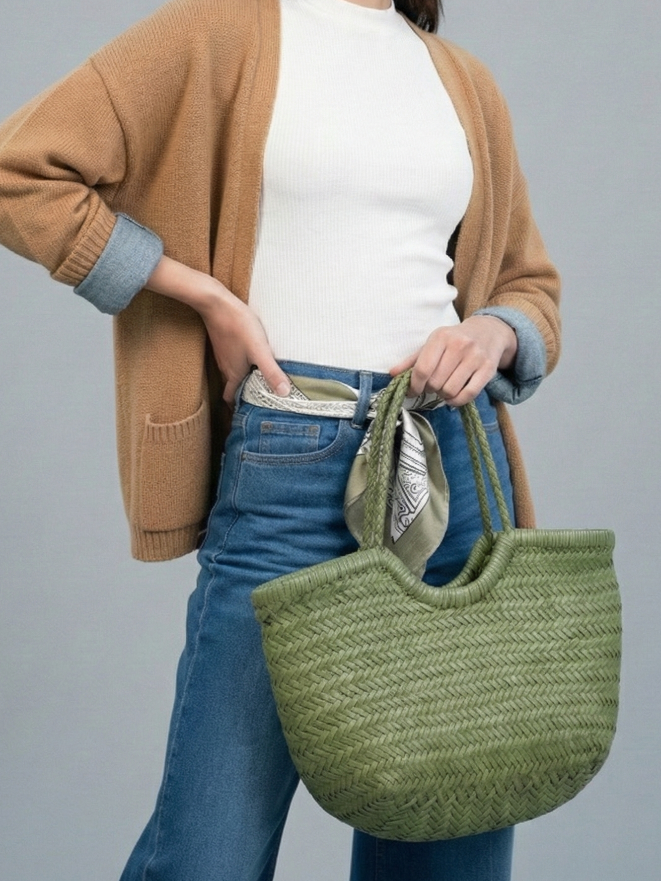 April | Woven Oversized Tote Bag Dark Brown | FormaLuxe