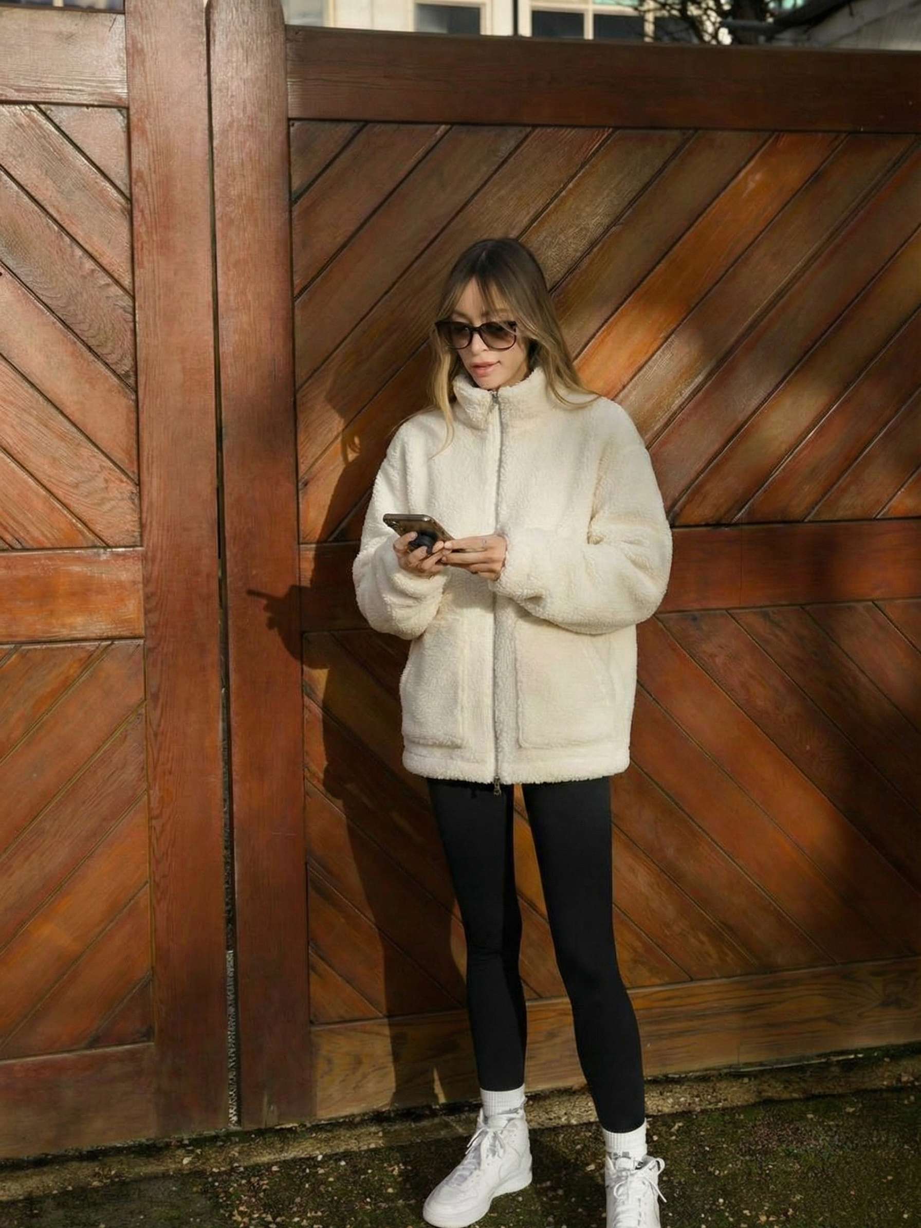 Maddy | Veste imperméable zippée en polaire Teddy à col montant Blanc | FormaLuxe