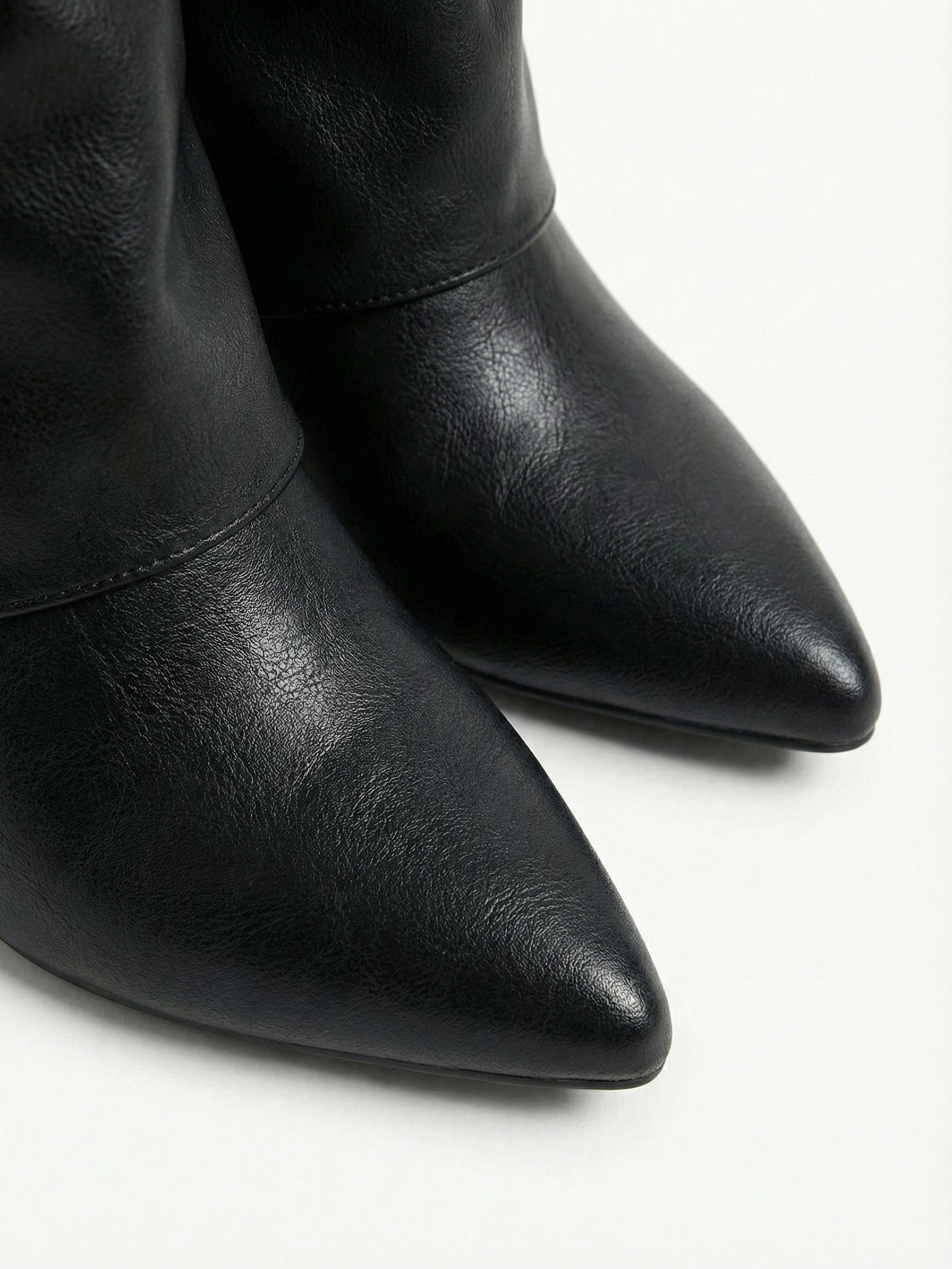 Leeds | Bottes hautes souples en similicuir Noir | FormaLuxe