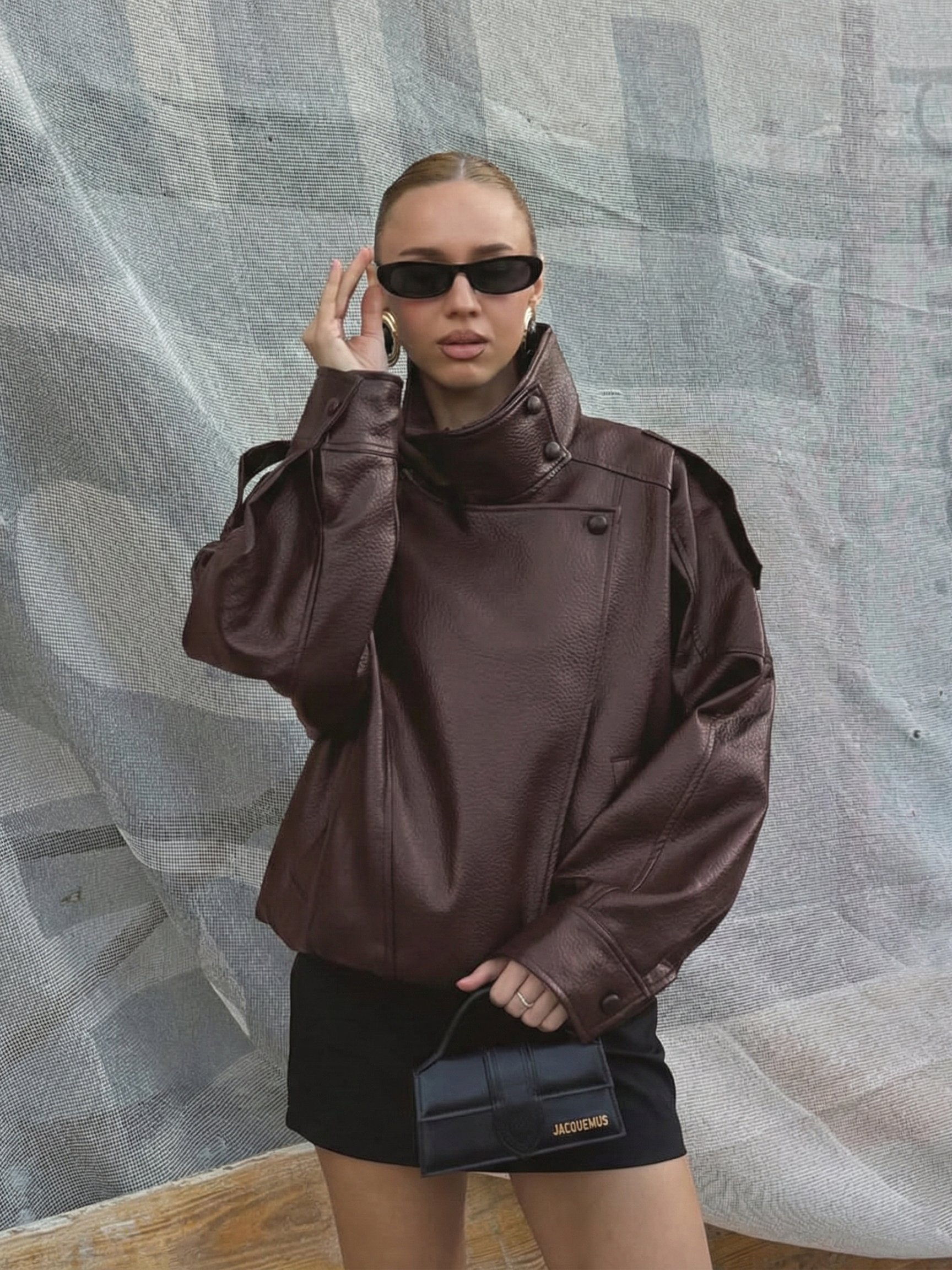 Felicia | Veste oversize à col montant en similicuir Noir | FormaLuxe