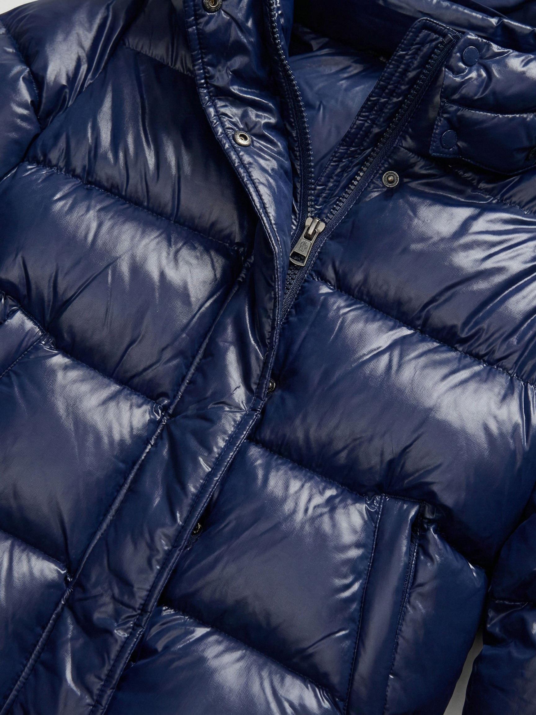 Copenhague | Doudoune à capuche brillante Bleu | FormaLuxe