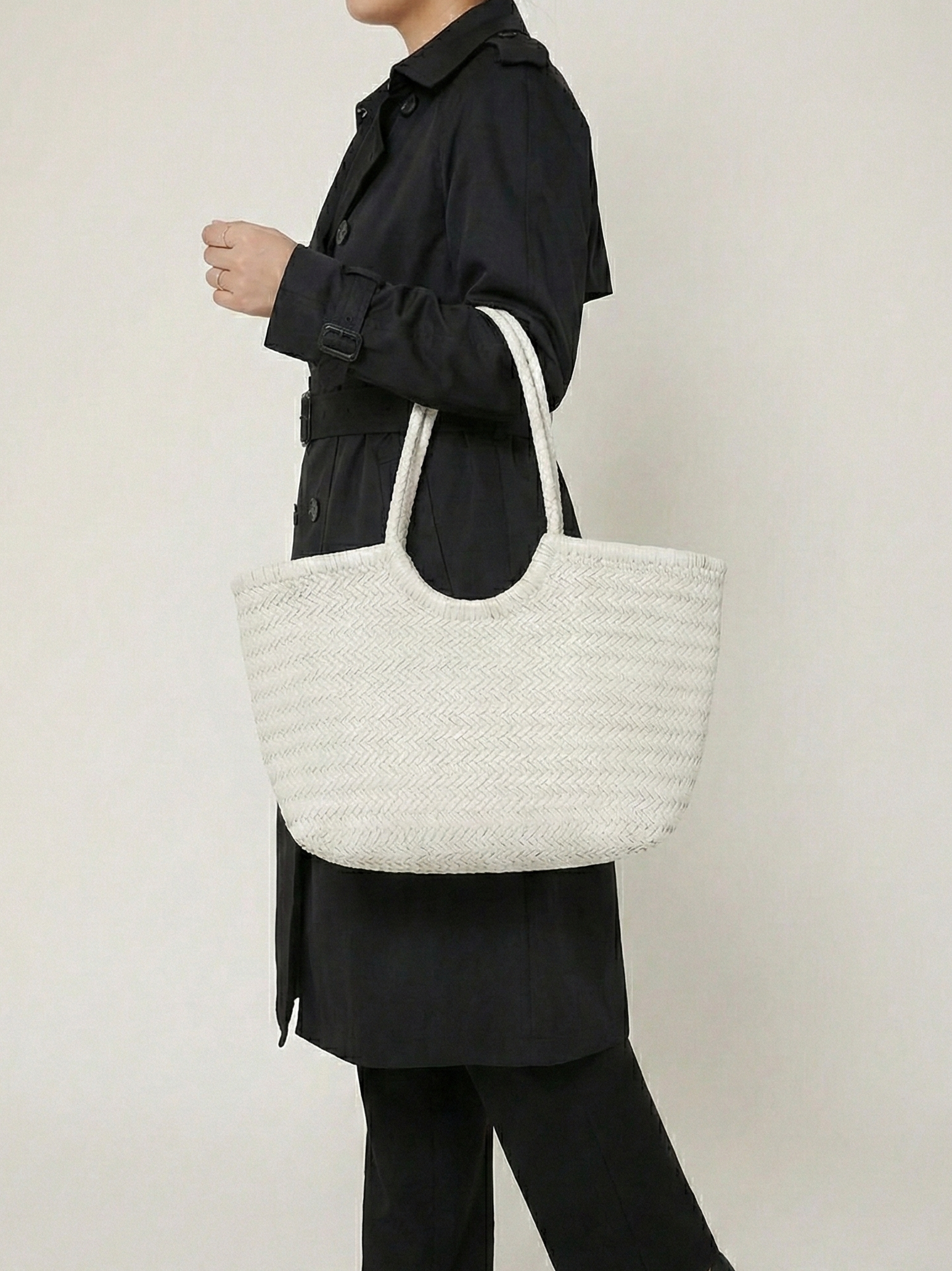 April | Woven Oversized Tote Bag Dark Brown | FormaLuxe