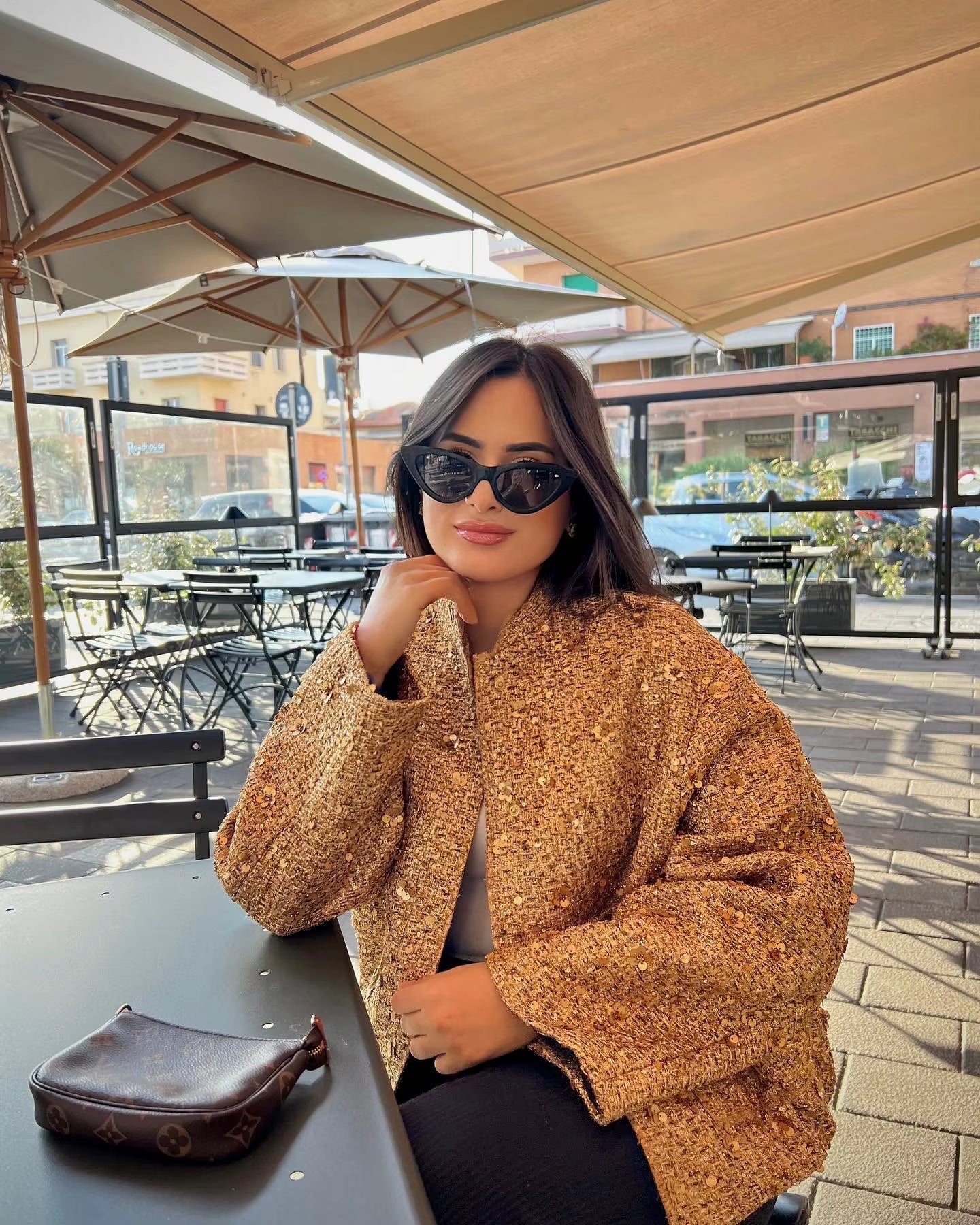 Victoria | Sequin Oversized Jacket Gold | FormaLuxe