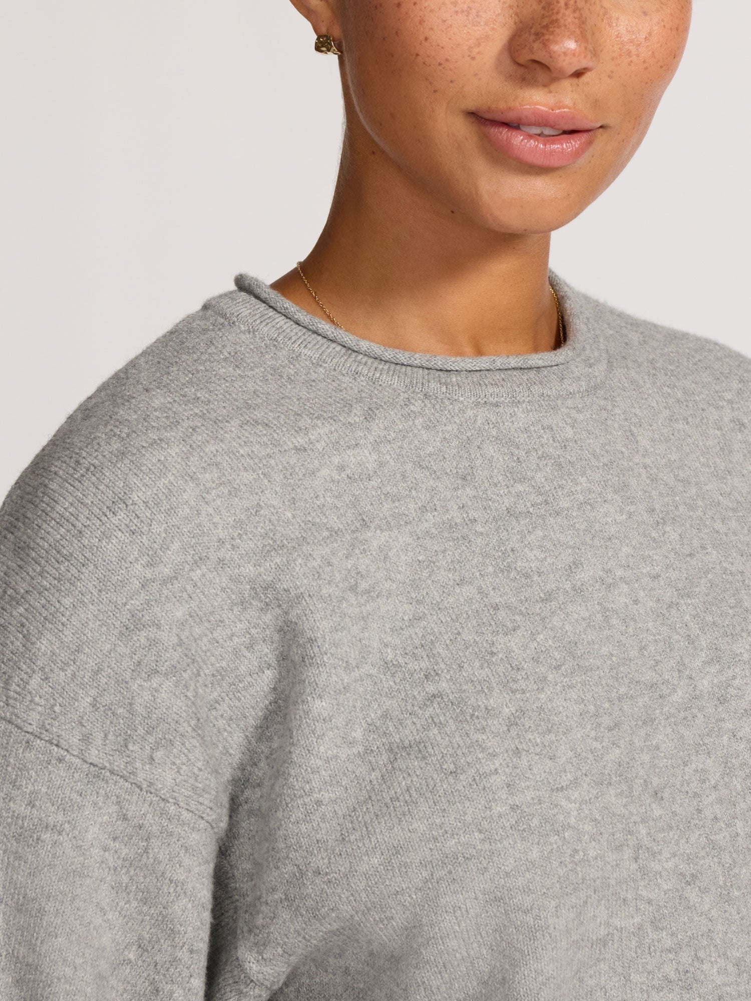 The Olive Sweatshirt – Tops | FormaLuxe