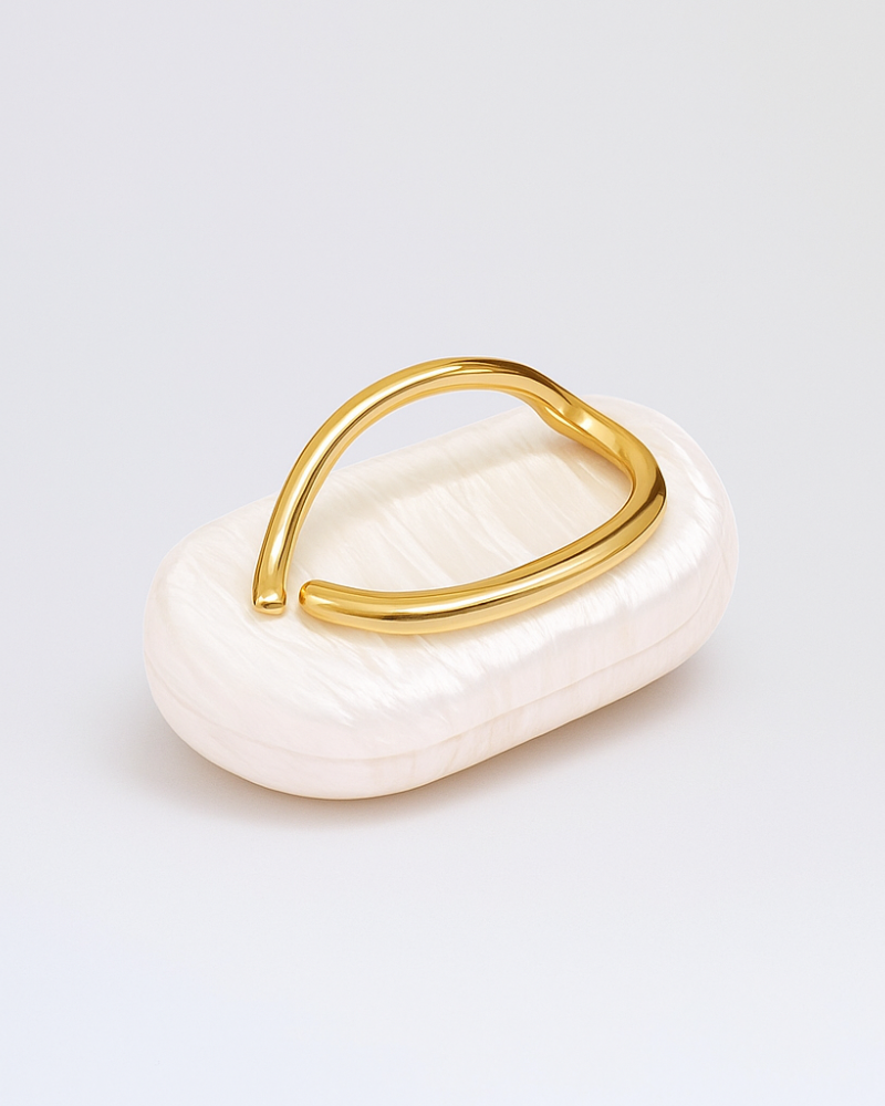Sculptural Pearl Clutch White | FormaLuxe