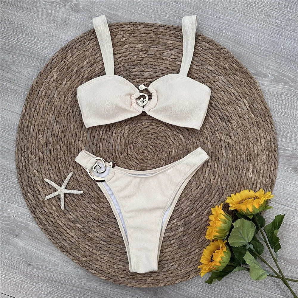 Yara Bikini