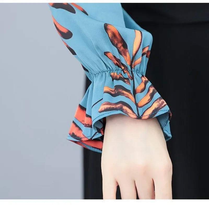 Herbst-/Winterkleid mit elegantem Stehkragen | FormaLuxe