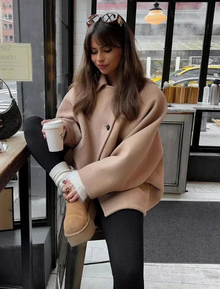 Alexa - Tijdloze Casual Jas met Vintage Flair – Cosy Fall Vibes | FormaLuxe