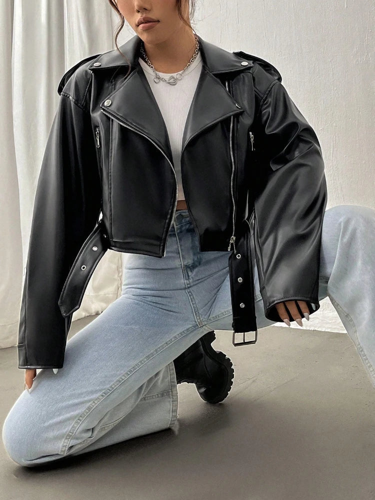 Yasmin | Elegante und starke Jacke Schwarz | FormaLuxe