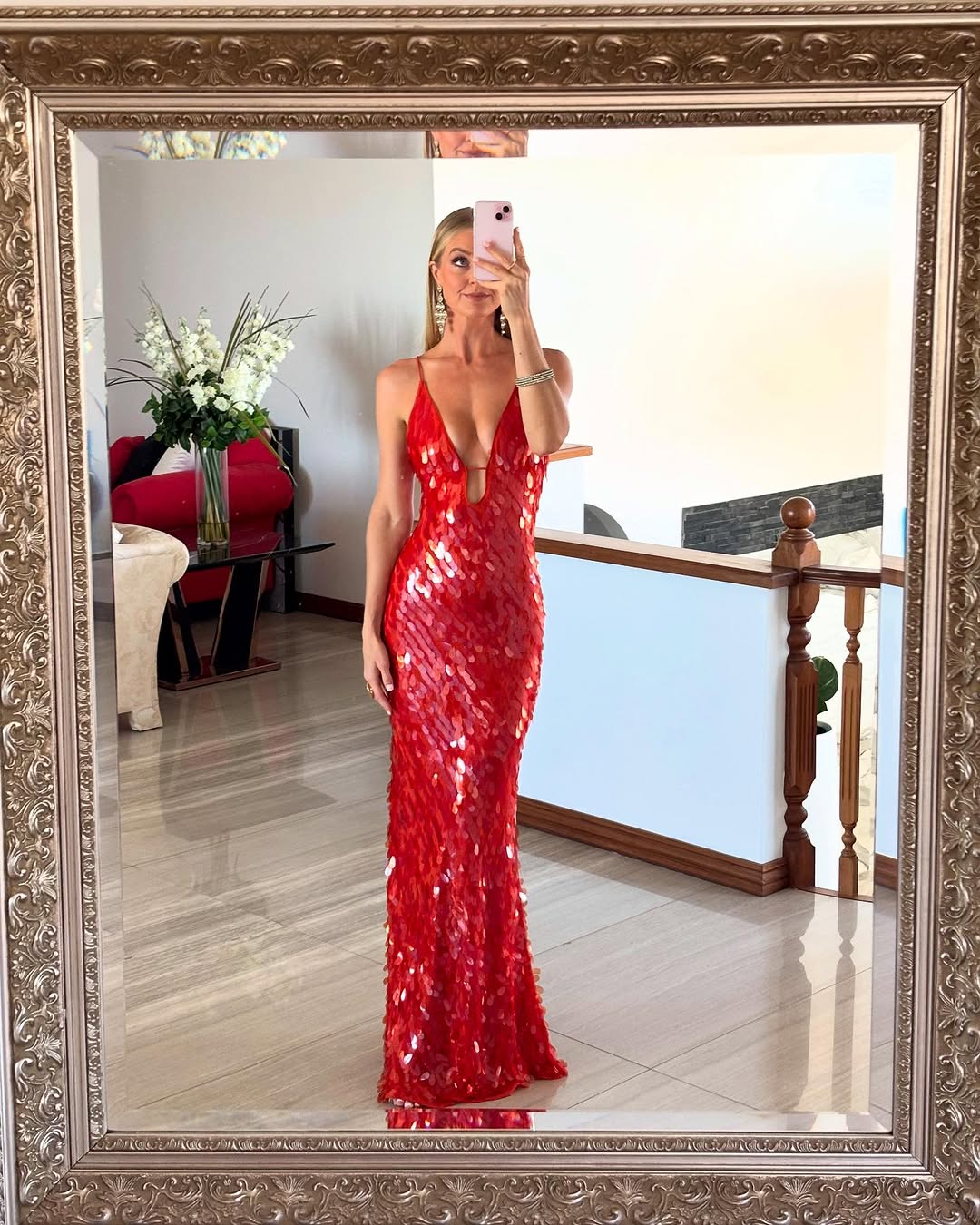 Kailani | Maxikleid mit Pailletten Red | FormaLuxe
