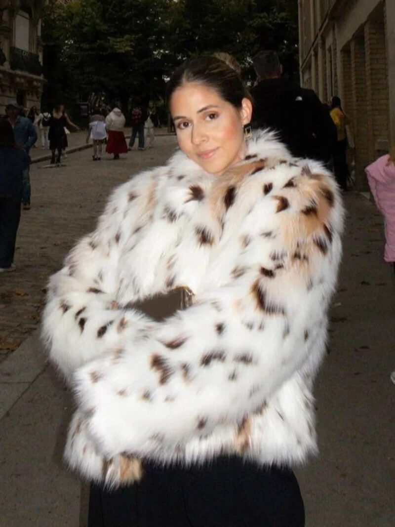 Zoe | Oversized Faux Fur Jacket Brown | FormaLuxe