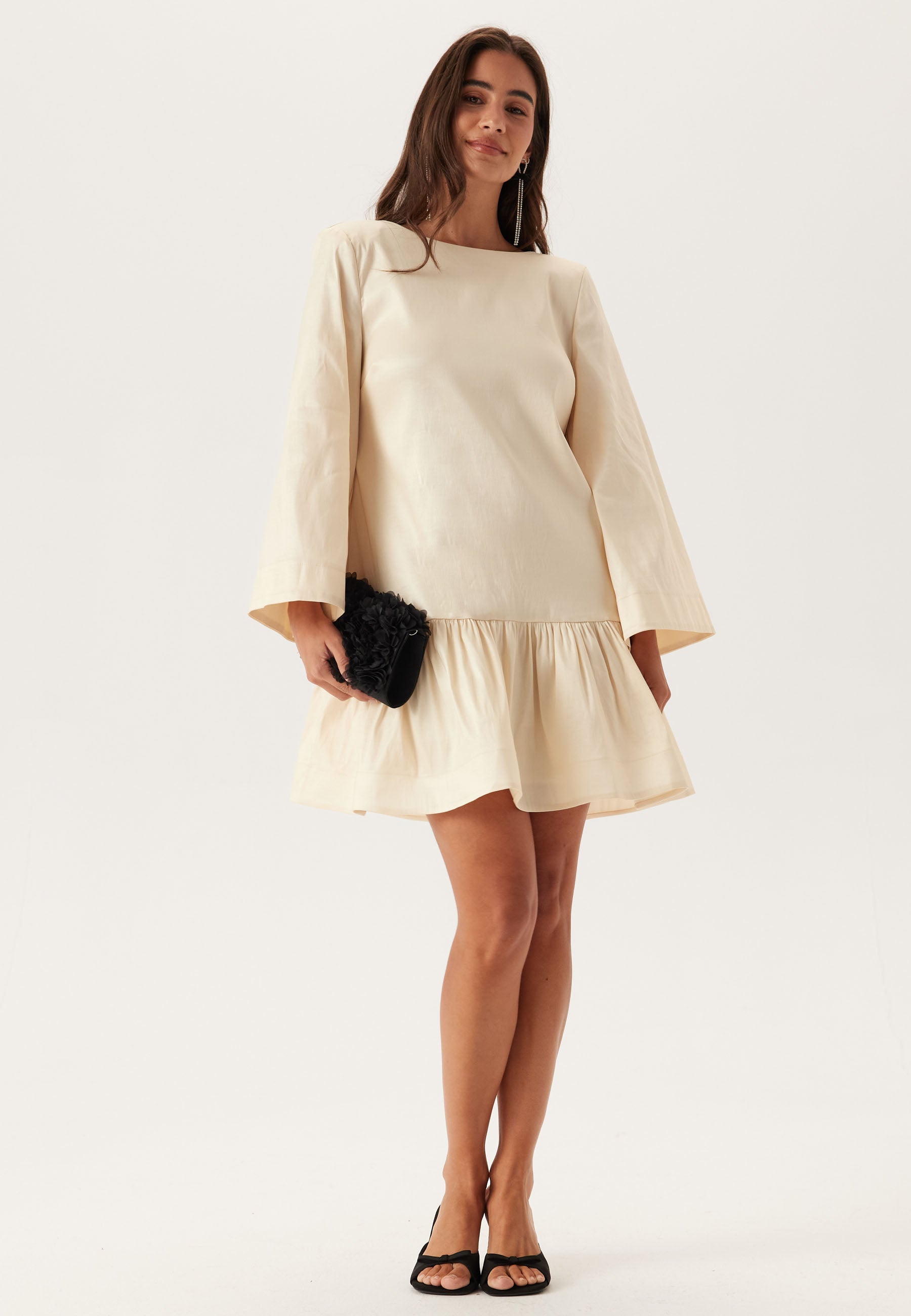 Bogenförmiges Shift-Kleid – Clothes | FormaLuxe