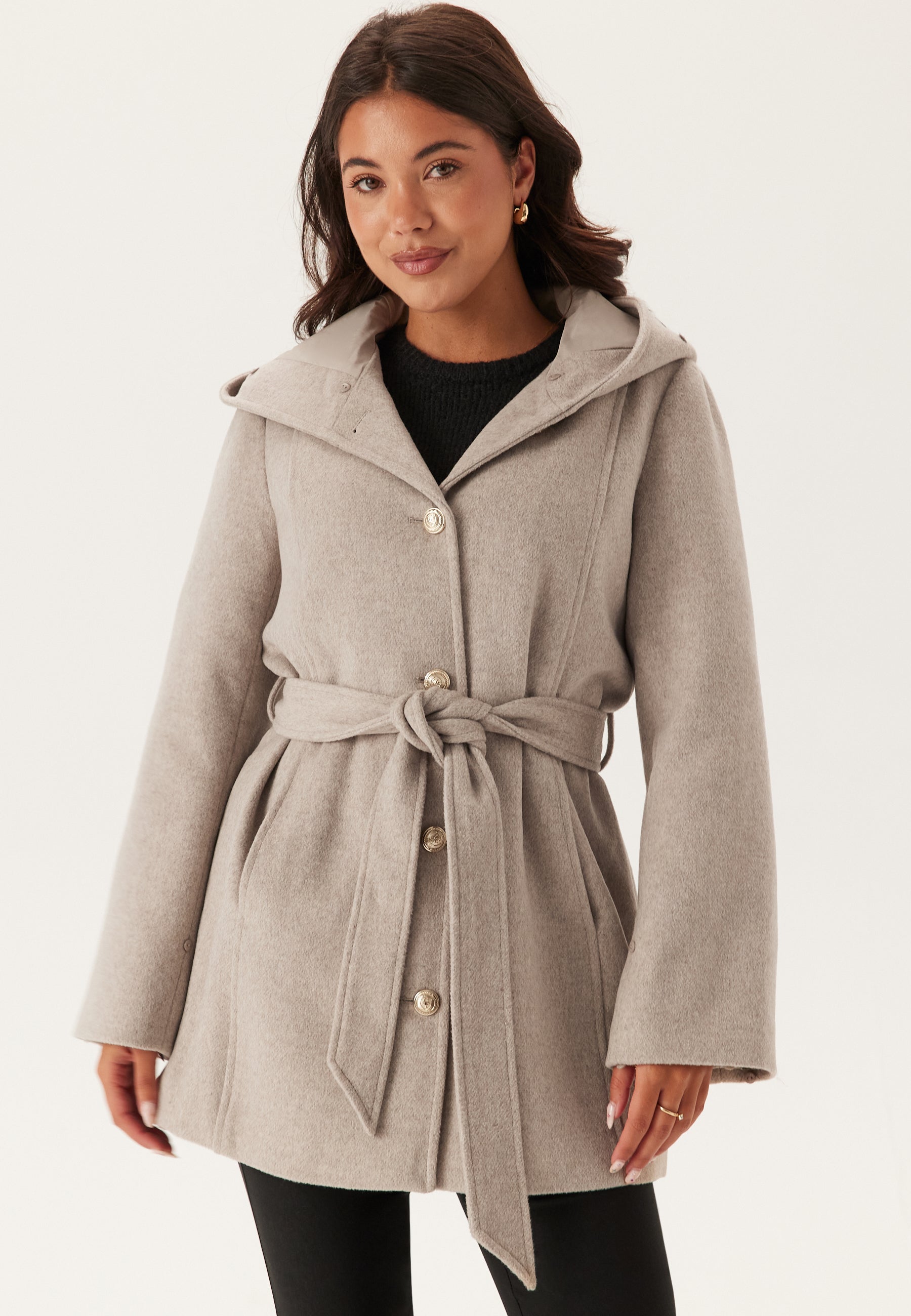 Clara – Urbaner Wollmantel mit Kapuze – Clothes | FormaLuxe