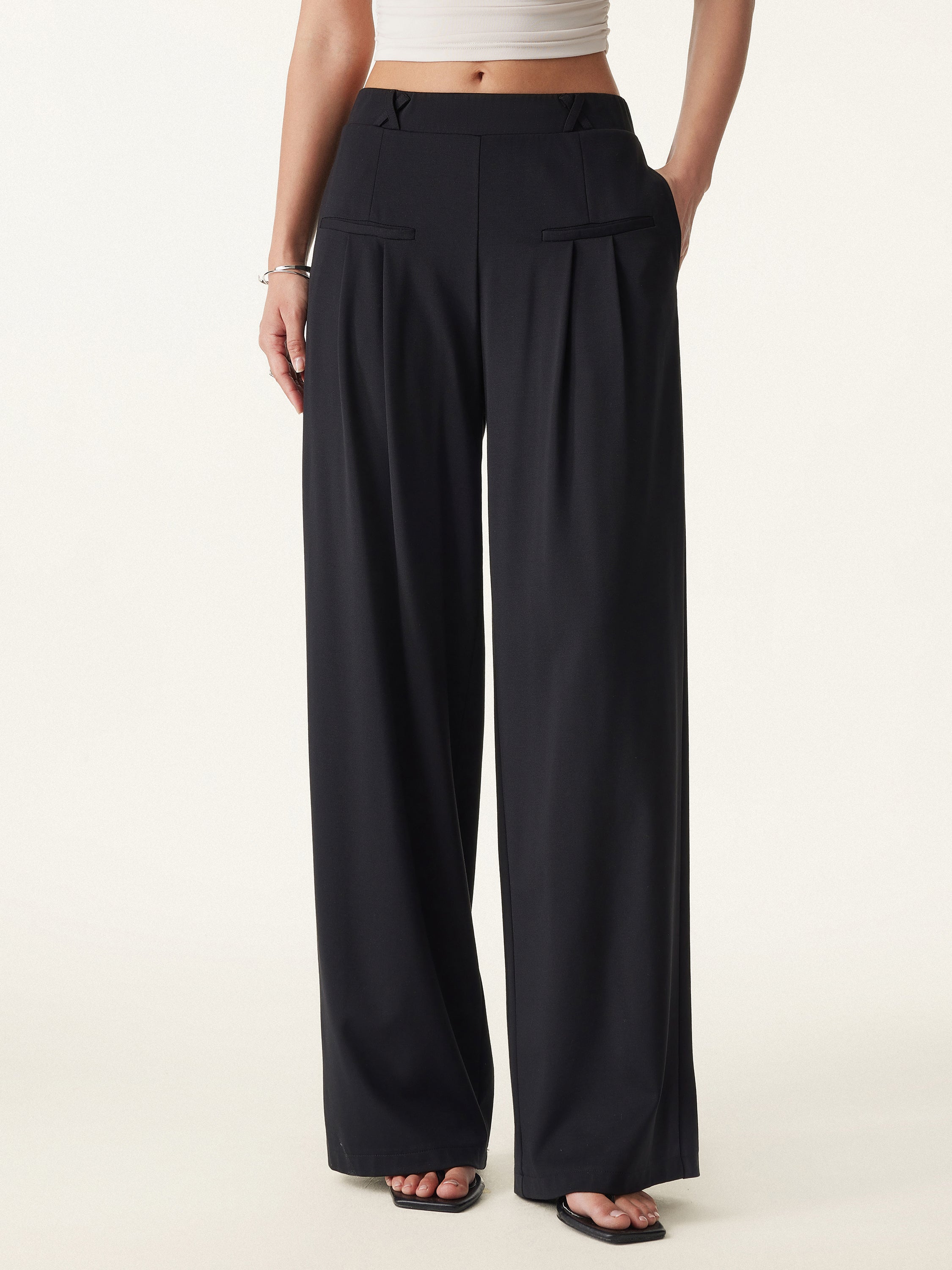 Drapey Bamboo Ponte Mid Rise Wide Leg Trouser with Pockets Black – Women > Bottoms > Pants | FormaLuxe