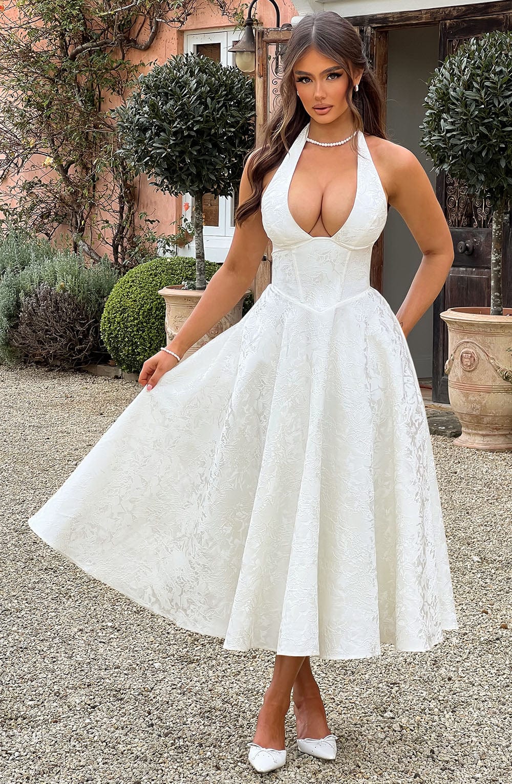 Esmeralda | Ärmelloses Midikleid mit Trägern Yellow | FormaLuxe