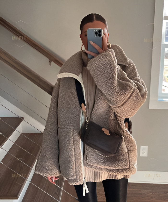 Clydie | Weiche & Stylische Sherpa-Jacke Braun | FormaLuxe