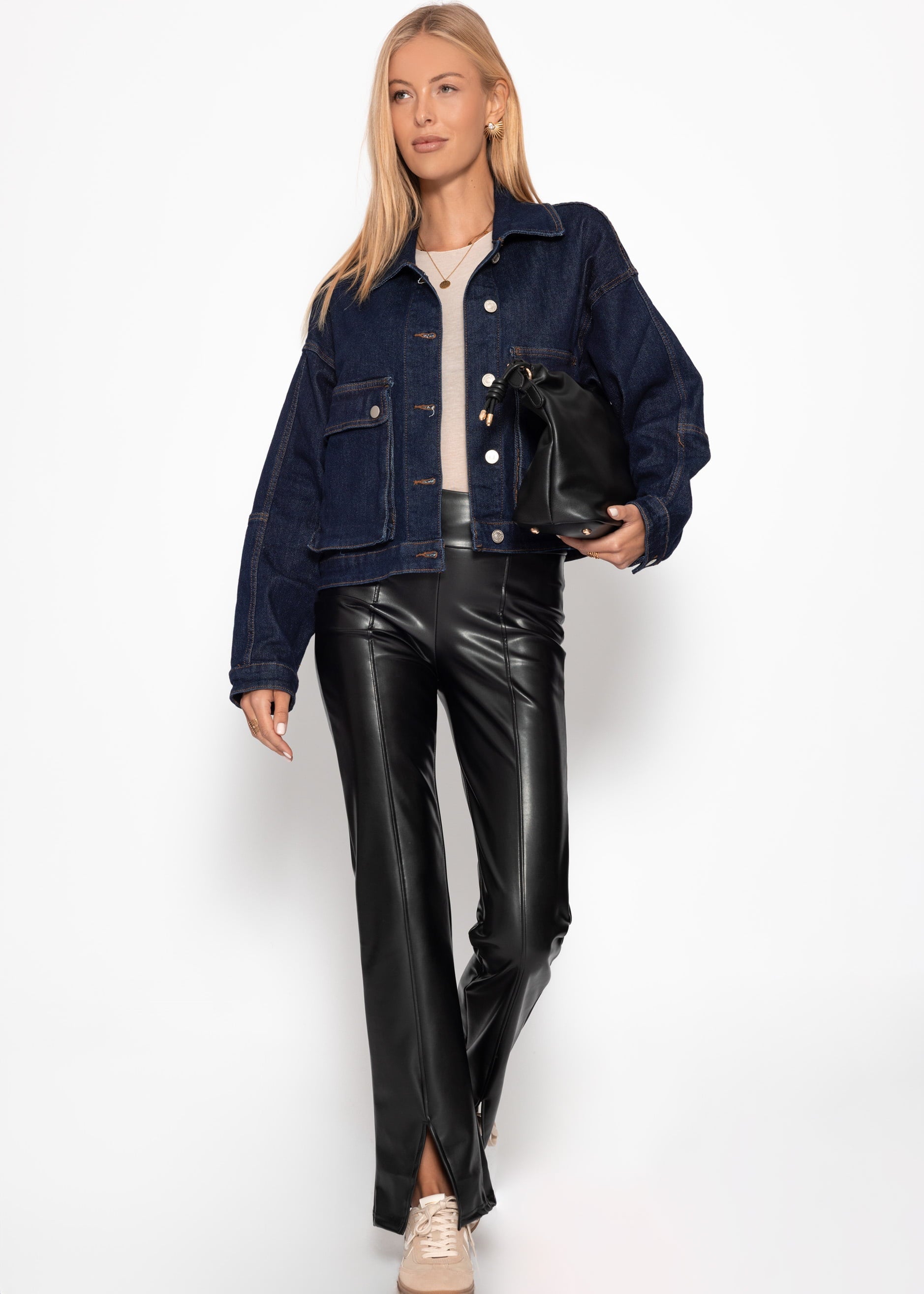 Jeans Jacke mit aufgesetzten Taschen - dunkelblau – Bekleidung > Jacken | FormaLuxe