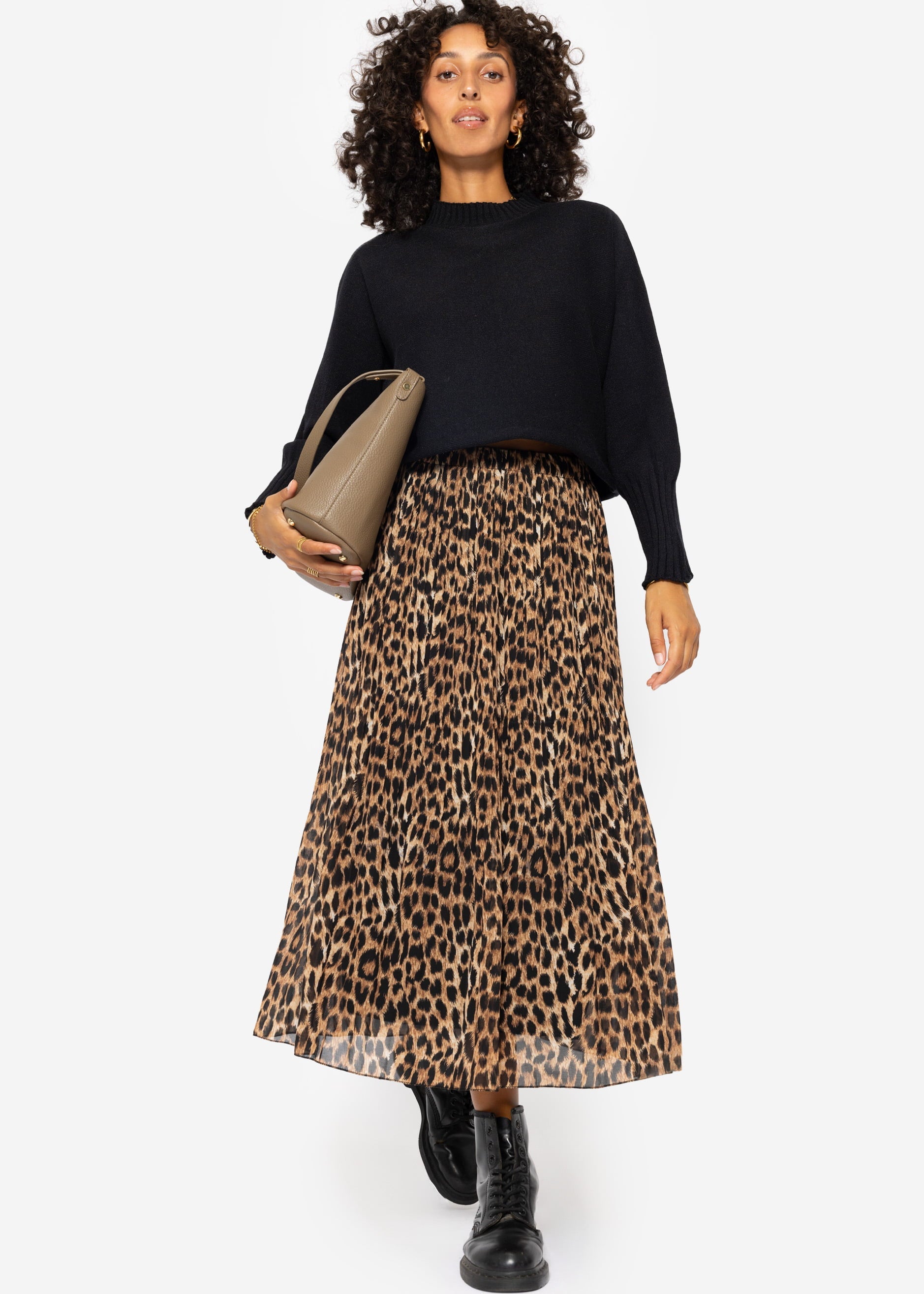 Lässiger Crop Pullover - schwarz – Bekleidung > Pullover | FormaLuxe