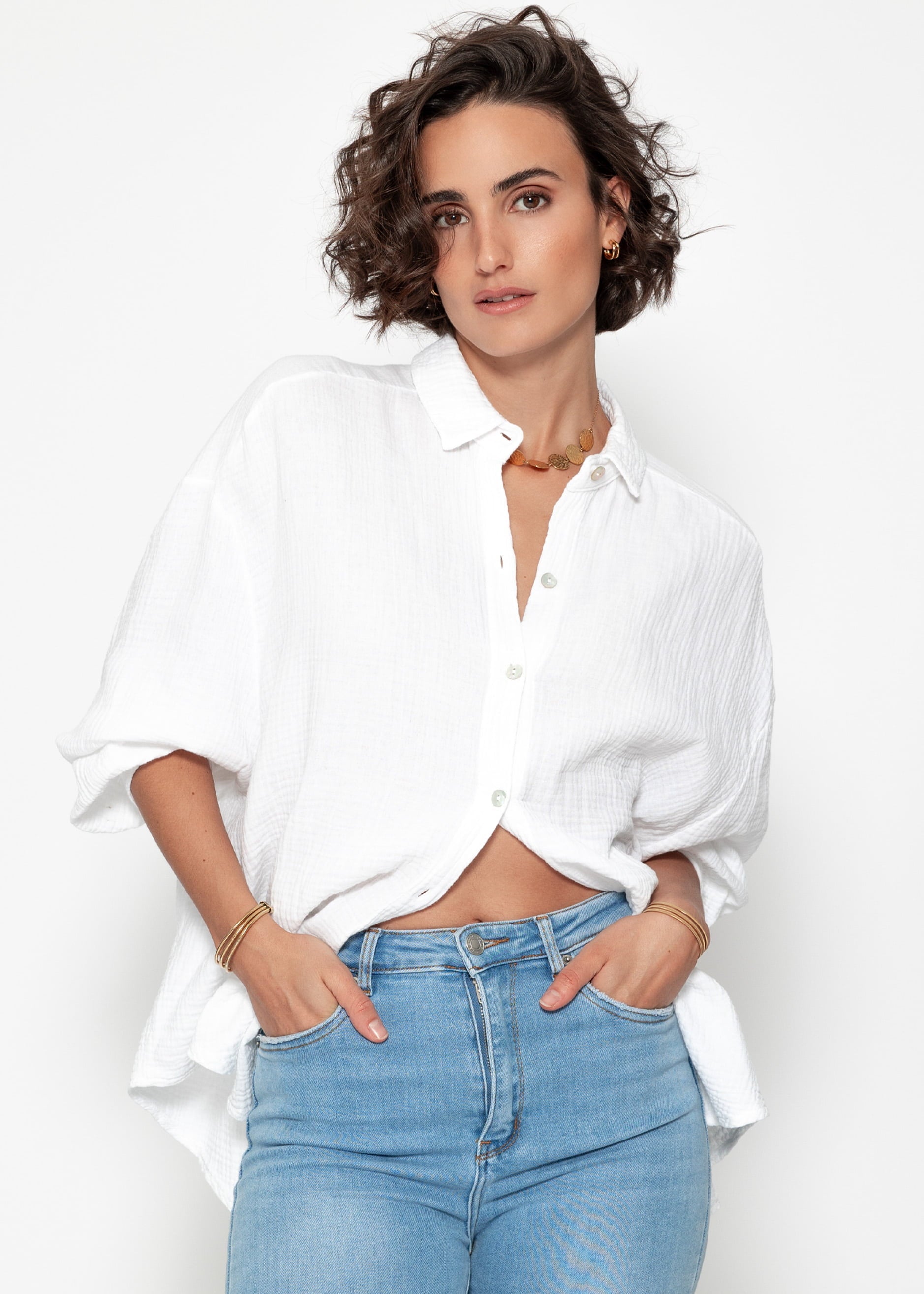 Musselin Bluse oversize, kurz, weiß – Bekleidung > Blusen > Musselin > Oversize | FormaLuxe