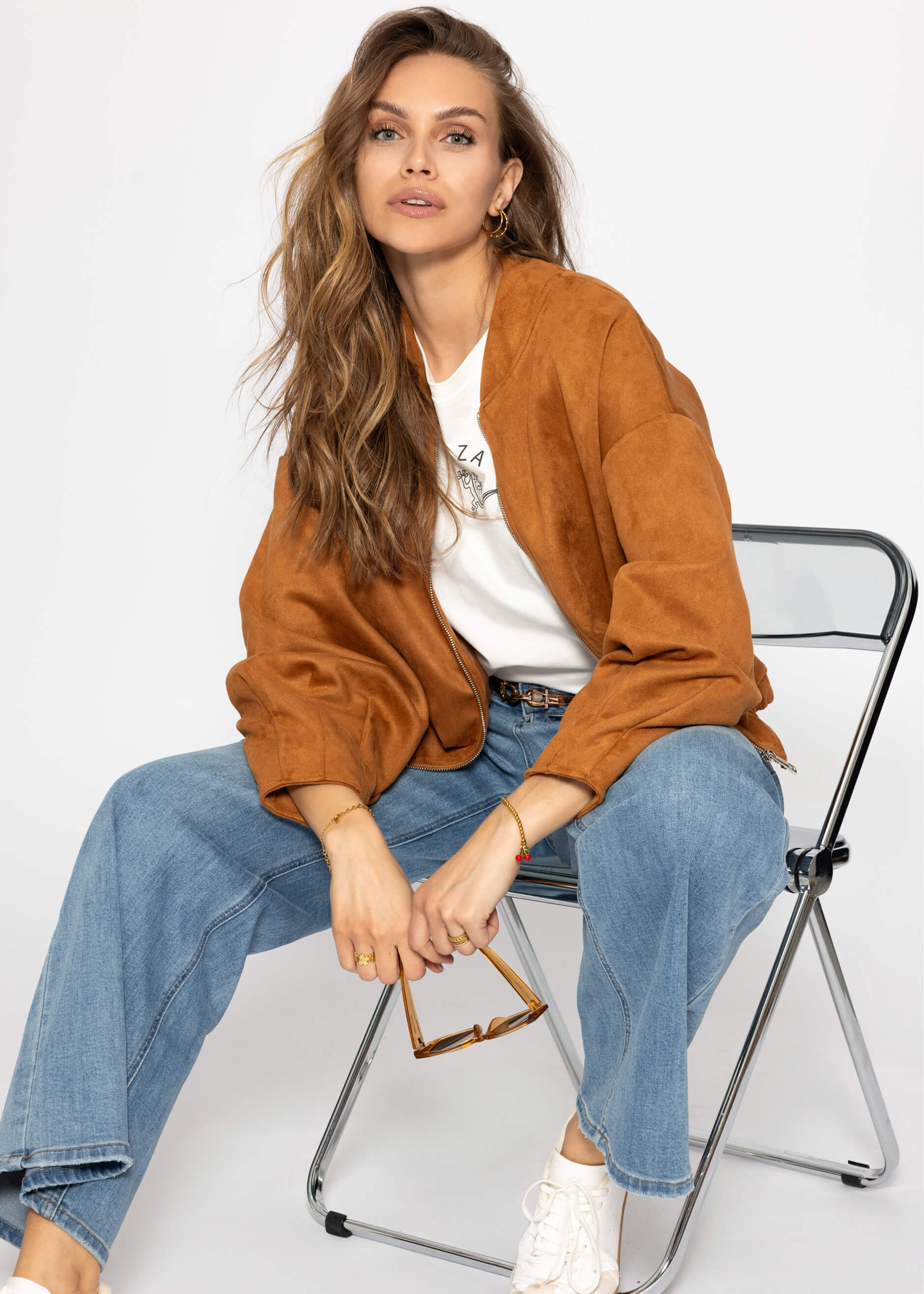 Oversize Bomberjacke in Wildlederoptik - braun – Bekleidung > Jacken | FormaLuxe