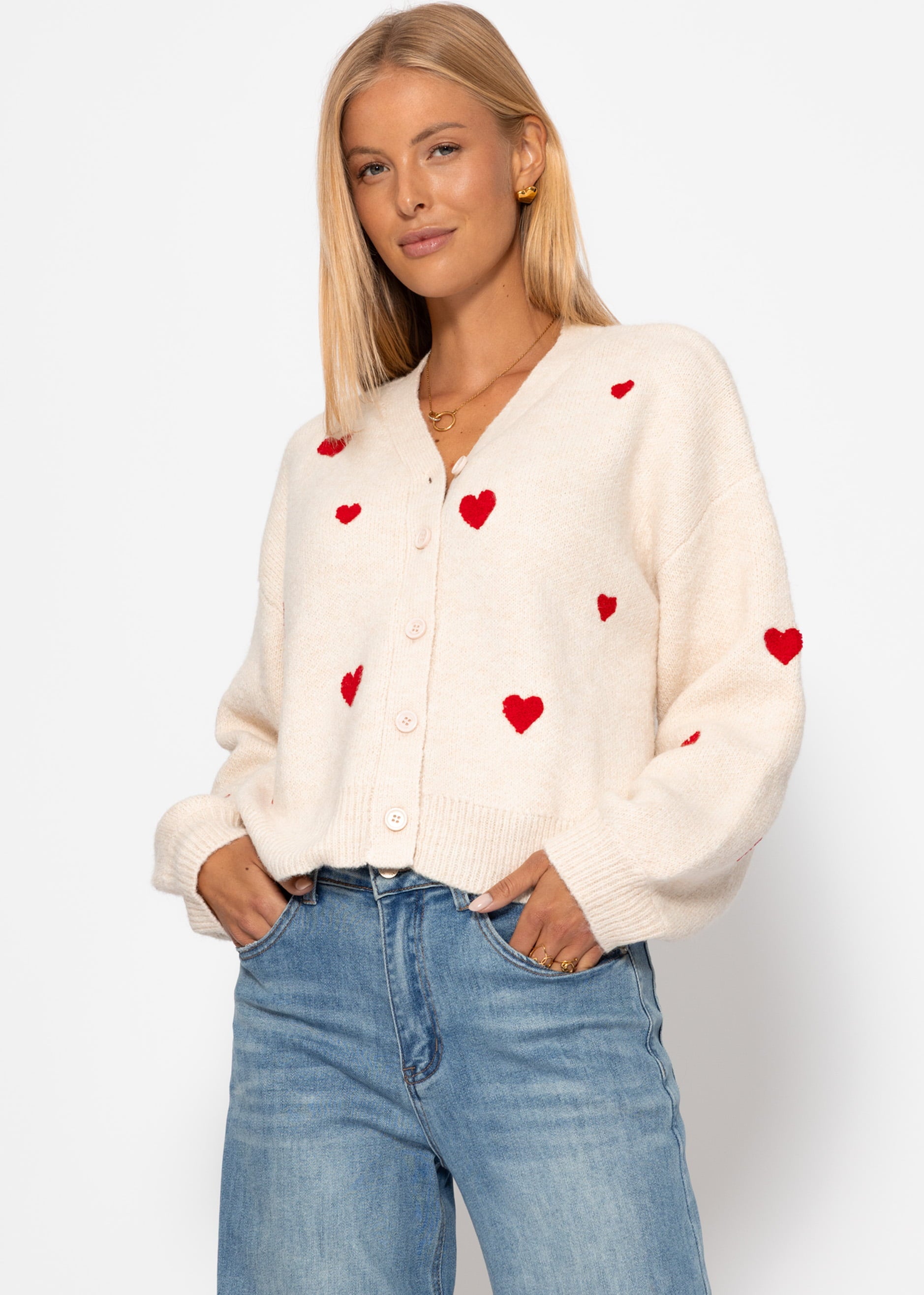 Cardigan mit roten Herzen - offwhite – Bekleidung > Cardigans | FormaLuxe