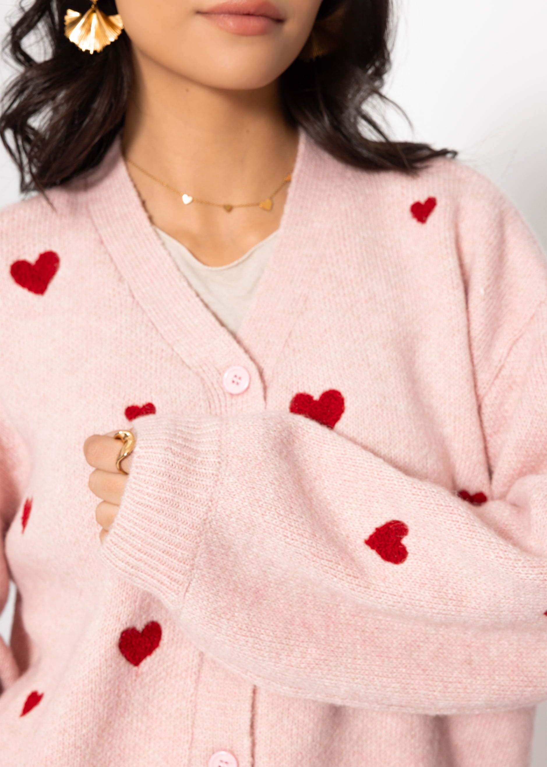 Cardigan mit roten Herzen - rosa – Bekleidung > Cardigans | FormaLuxe