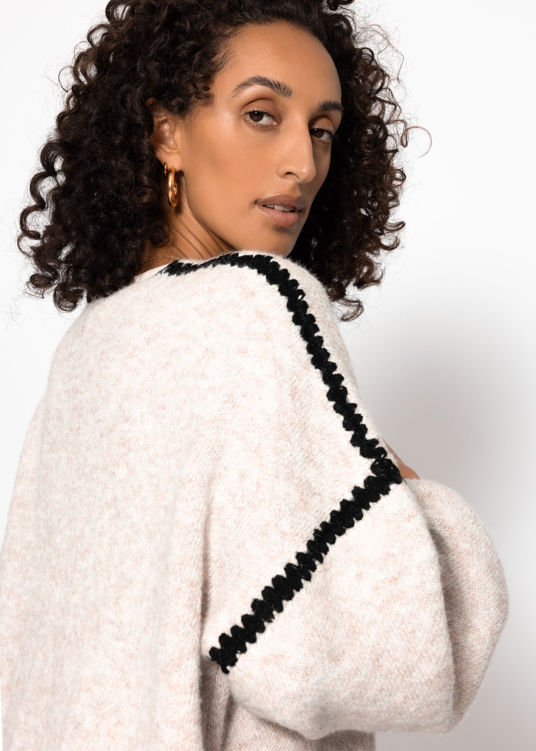 Cardigan mit Ziernähten - offwhite – Bekleidung > Cardigans | FormaLuxe