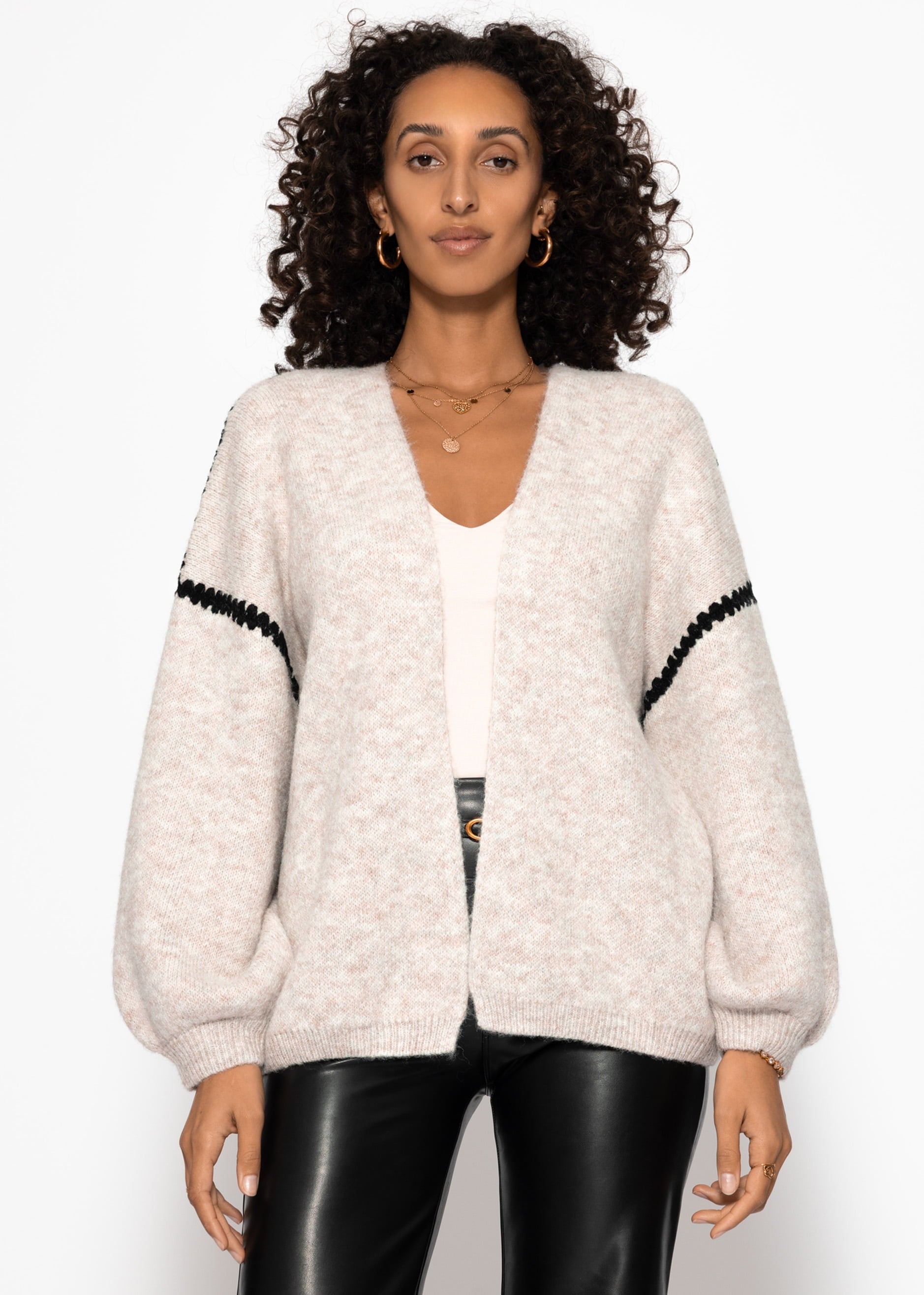 Cardigan mit Ziernähten - offwhite – Bekleidung > Cardigans | FormaLuxe