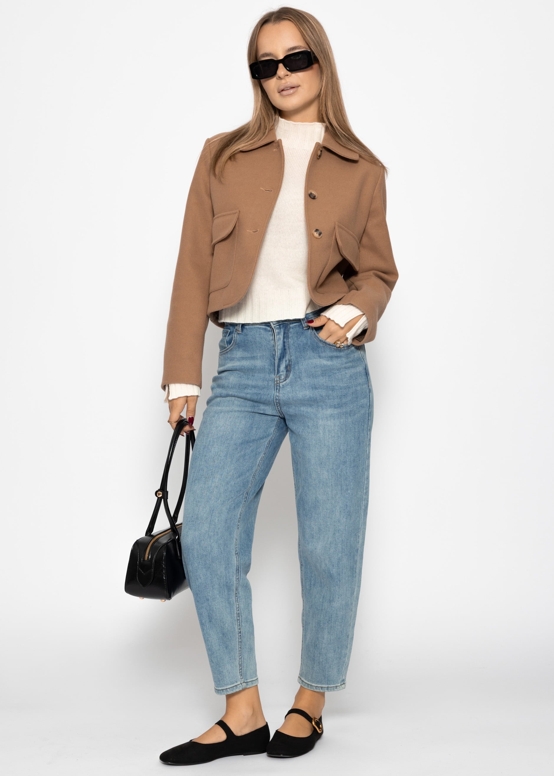 Kurze Jacke mit aufgesetzten Taschen - camel – Bekleidung > Jacken | FormaLuxe