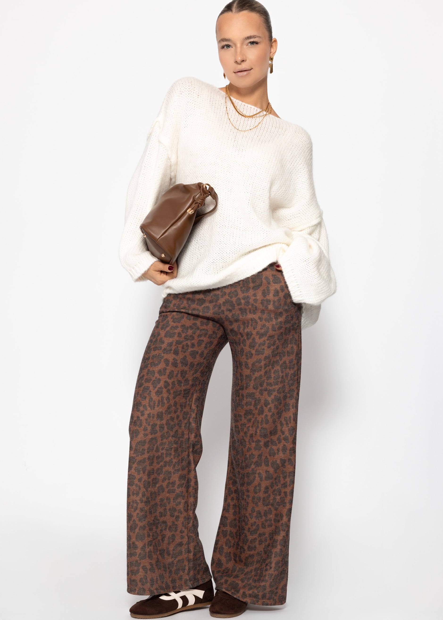 Oversize-Pullover mit Rundhalsausschnitt - weiß – Bekleidung > Pullover | FormaLuxe