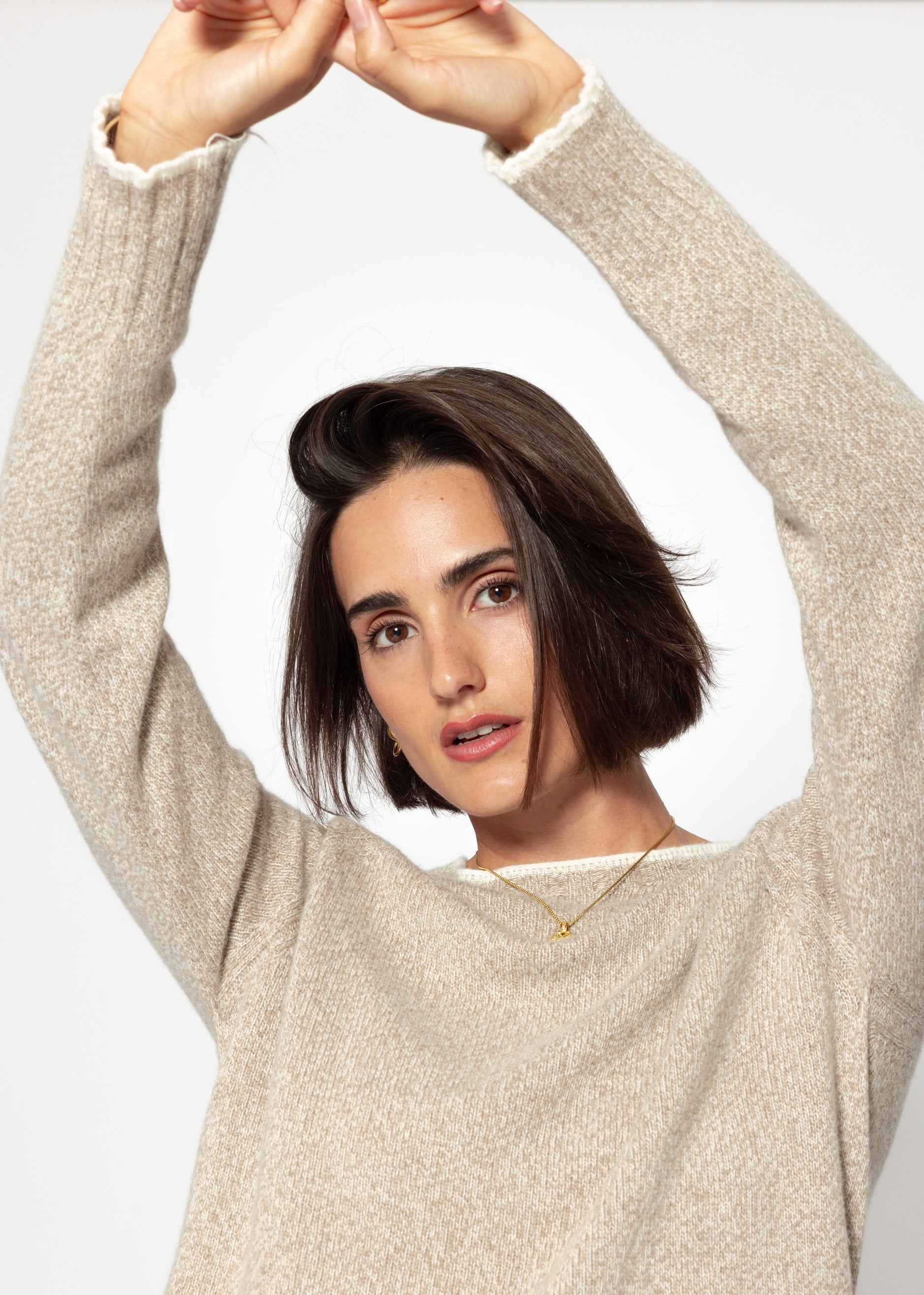 Pullover mit Raglanärmeln und kontrastierenden Details – beige – Bekleidung > Pullover | FormaLuxe