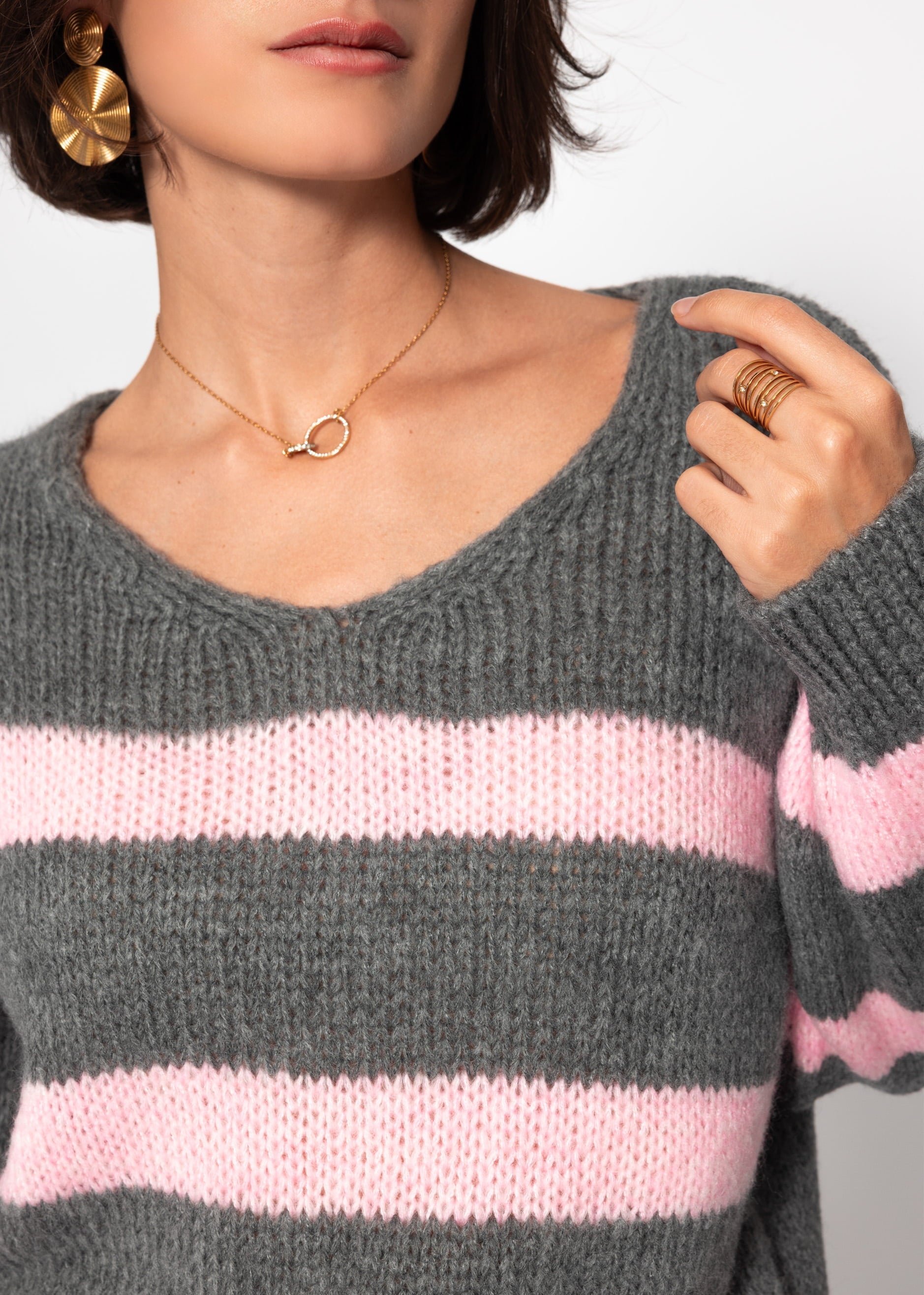 Pullover mit rosa Streifen - grau – Bekleidung > Pullover | FormaLuxe