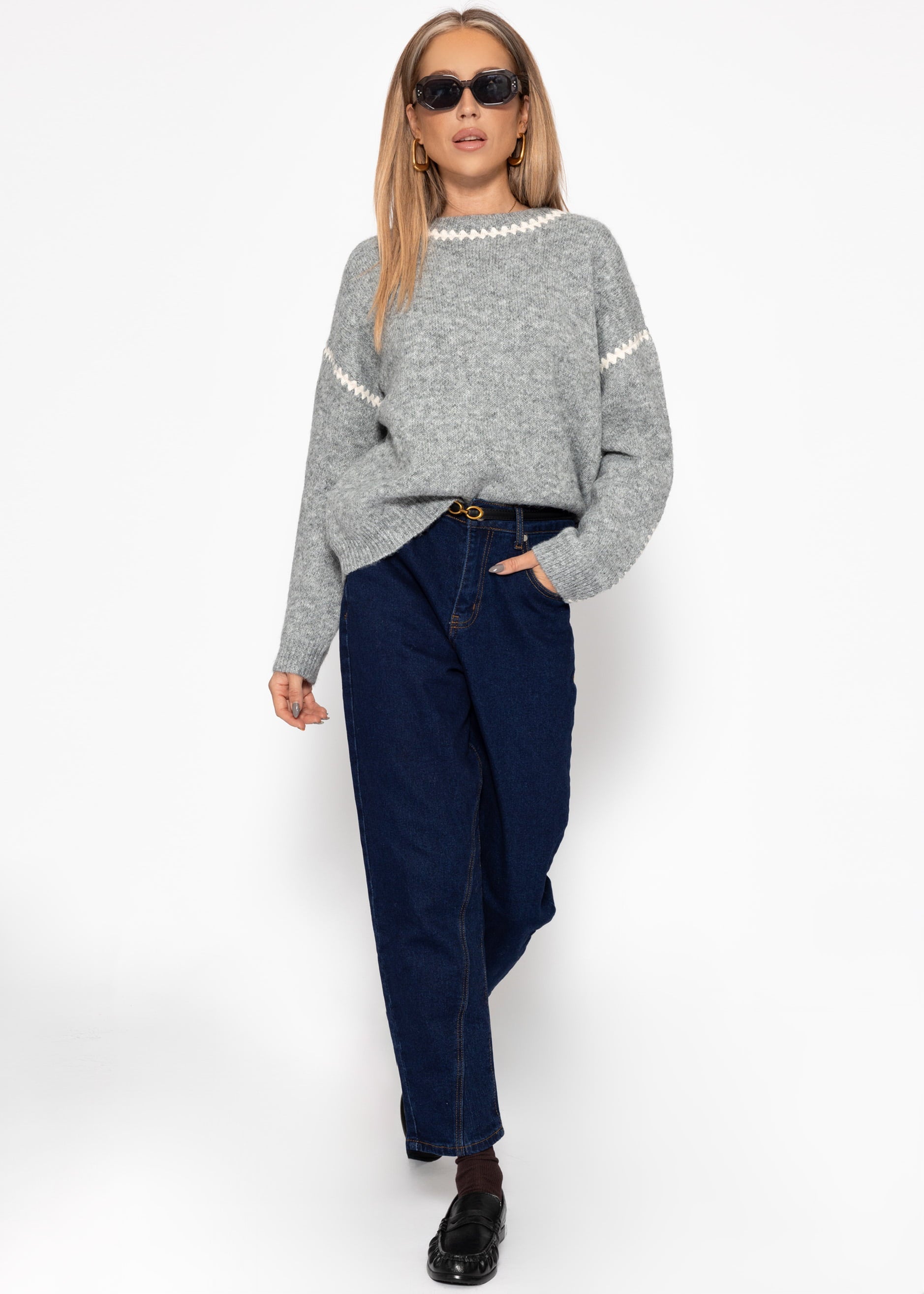 Pullover mit Ziernähten - grau – Bekleidung > Pullover | FormaLuxe